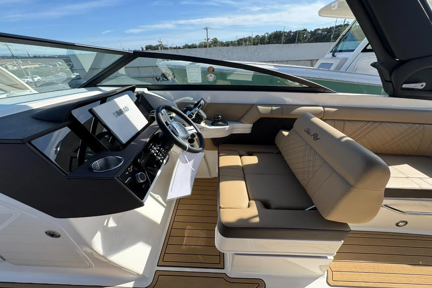 2026 Sea Ray SDX 290 Outboard Image Thumbnail #28