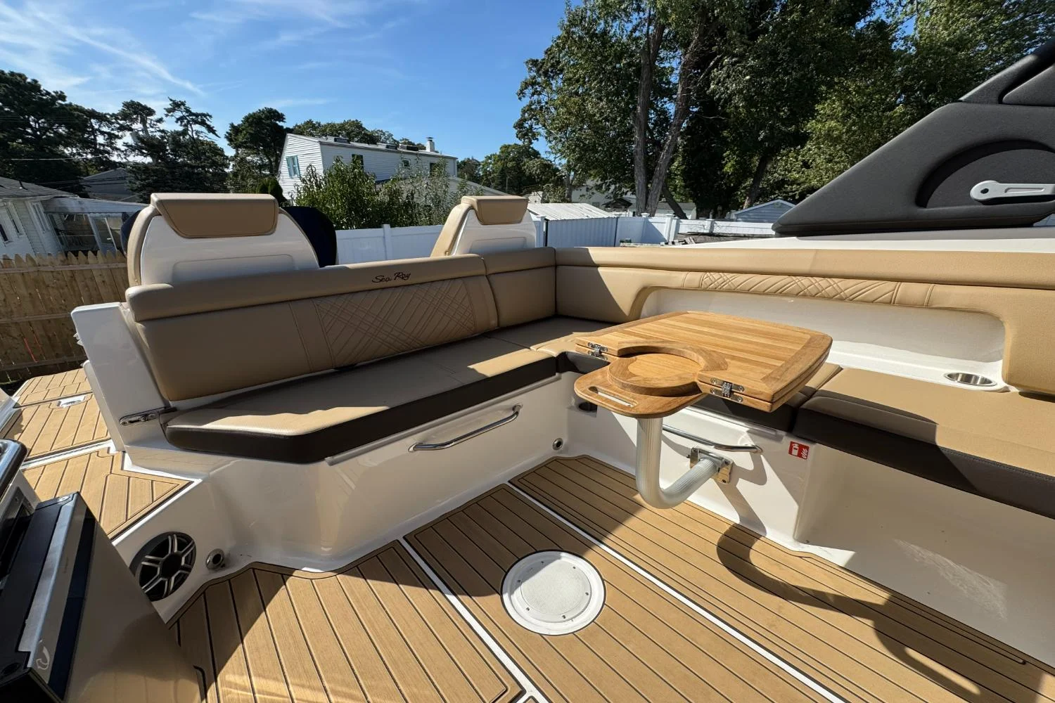 2026 Sea Ray SDX 290 Outboard Image Thumbnail #19