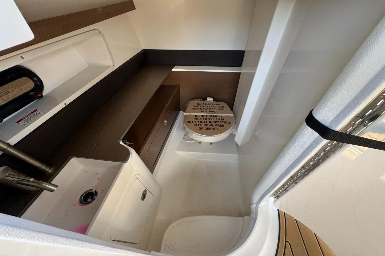 2026 Sea Ray SDX 290 Outboard Image Thumbnail #34