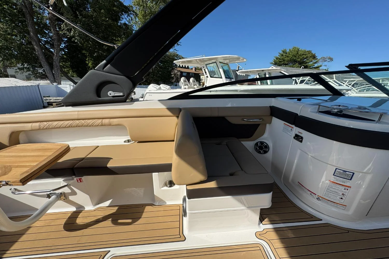 2026 Sea Ray SDX 290 Outboard Image Thumbnail #21