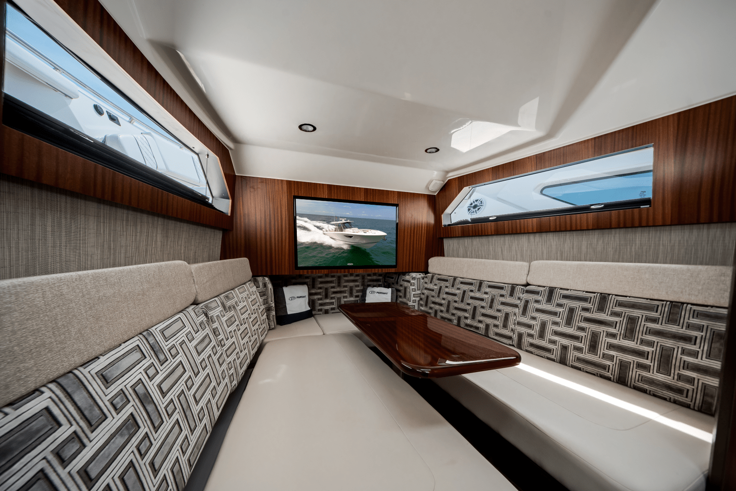 2024 Pursuit 428 SPORT CONSOLE Image Thumbnail #28