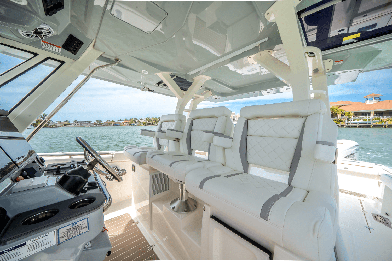 2024 Pursuit 428 SPORT CONSOLE Image Thumbnail #18