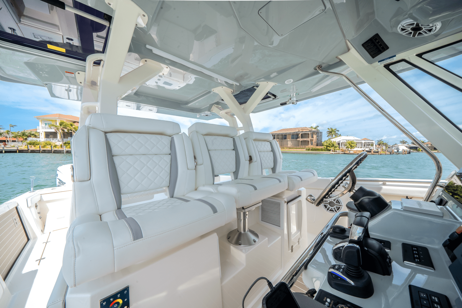 2024 Pursuit 428 SPORT CONSOLE Image Thumbnail #20