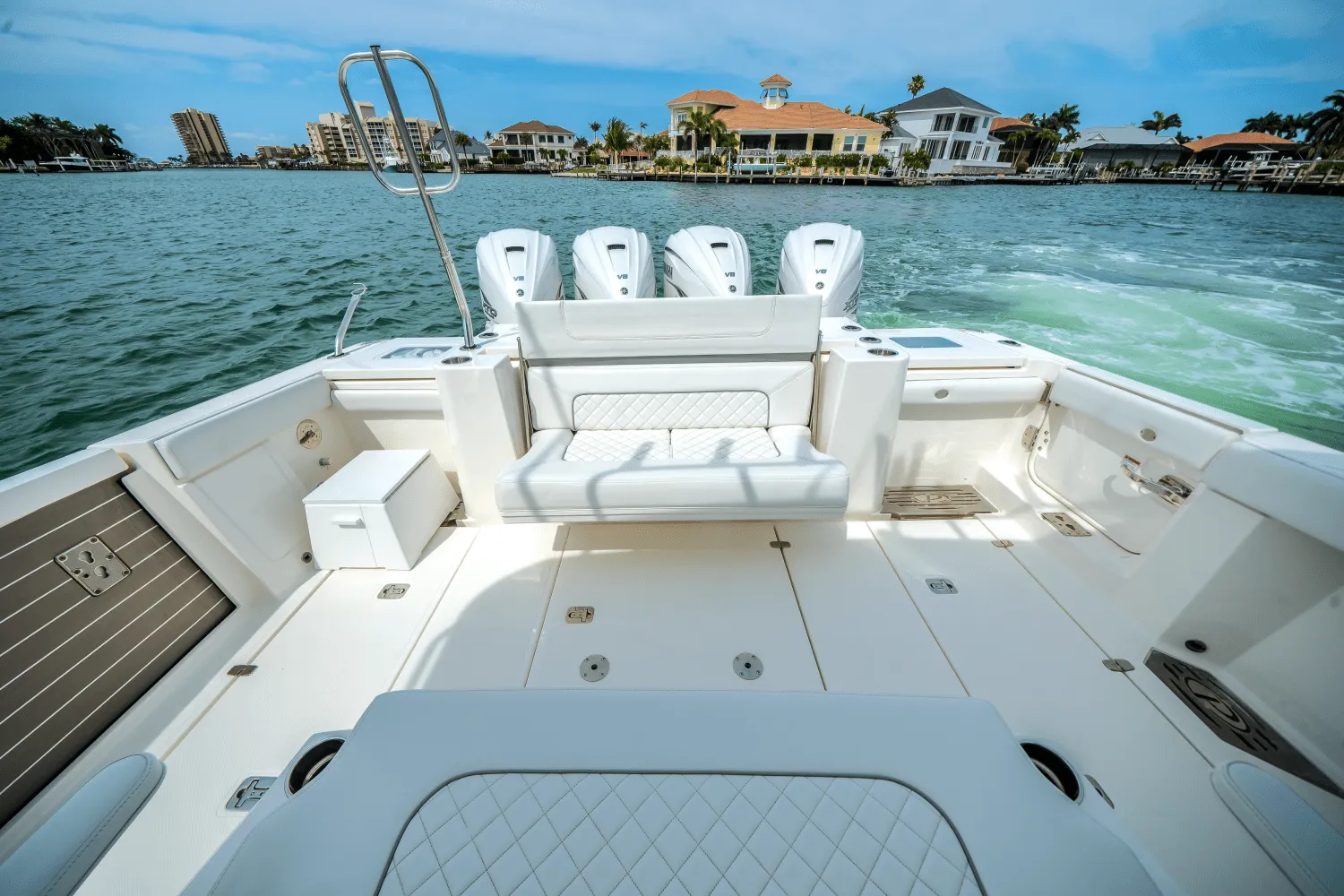 2024 Pursuit 428 SPORT CONSOLE Image Thumbnail #38
