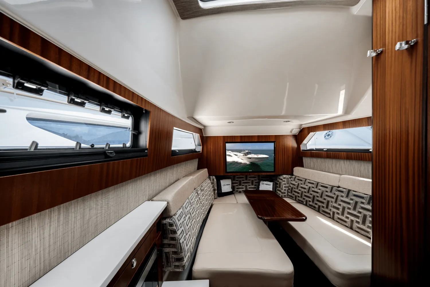 2024 Pursuit 428 SPORT CONSOLE Image Thumbnail #27