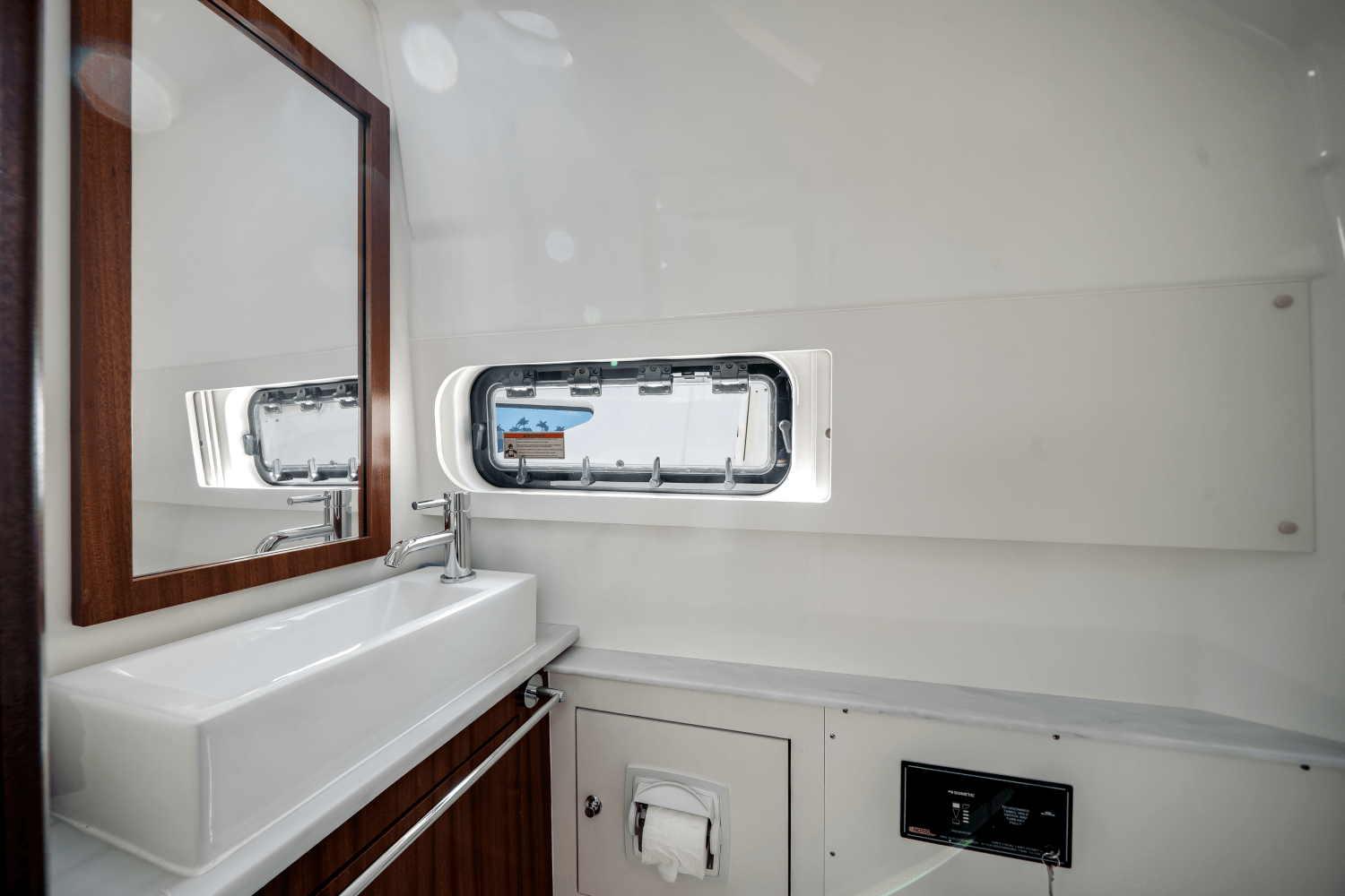 2024 Pursuit 428 SPORT CONSOLE Image Thumbnail #30