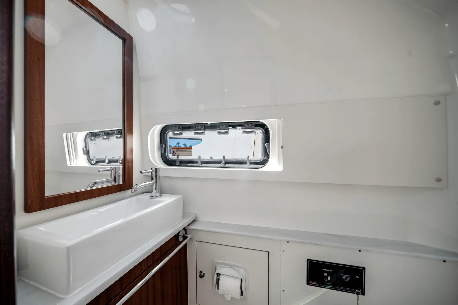 2024 Pursuit 428 SPORT CONSOLE Image Thumbnail #30