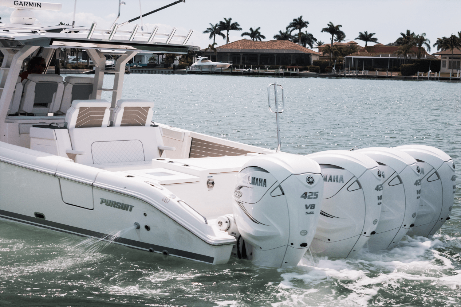 2024 Pursuit 428 SPORT CONSOLE Image Thumbnail #3