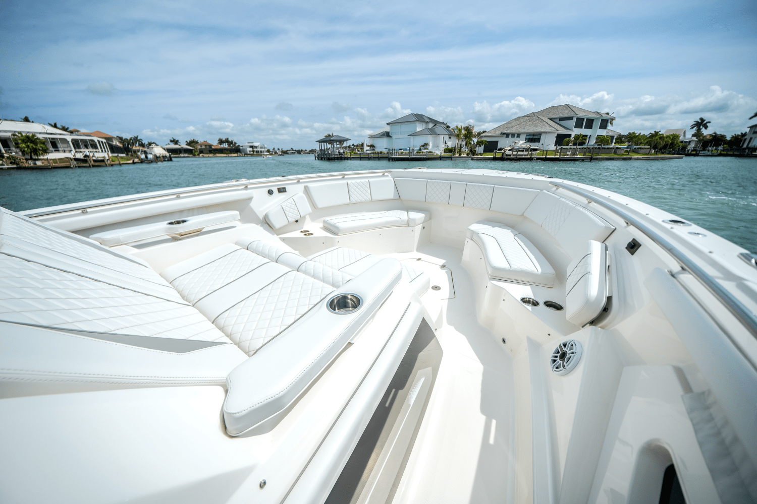 2024 Pursuit 428 SPORT CONSOLE Image Thumbnail #13