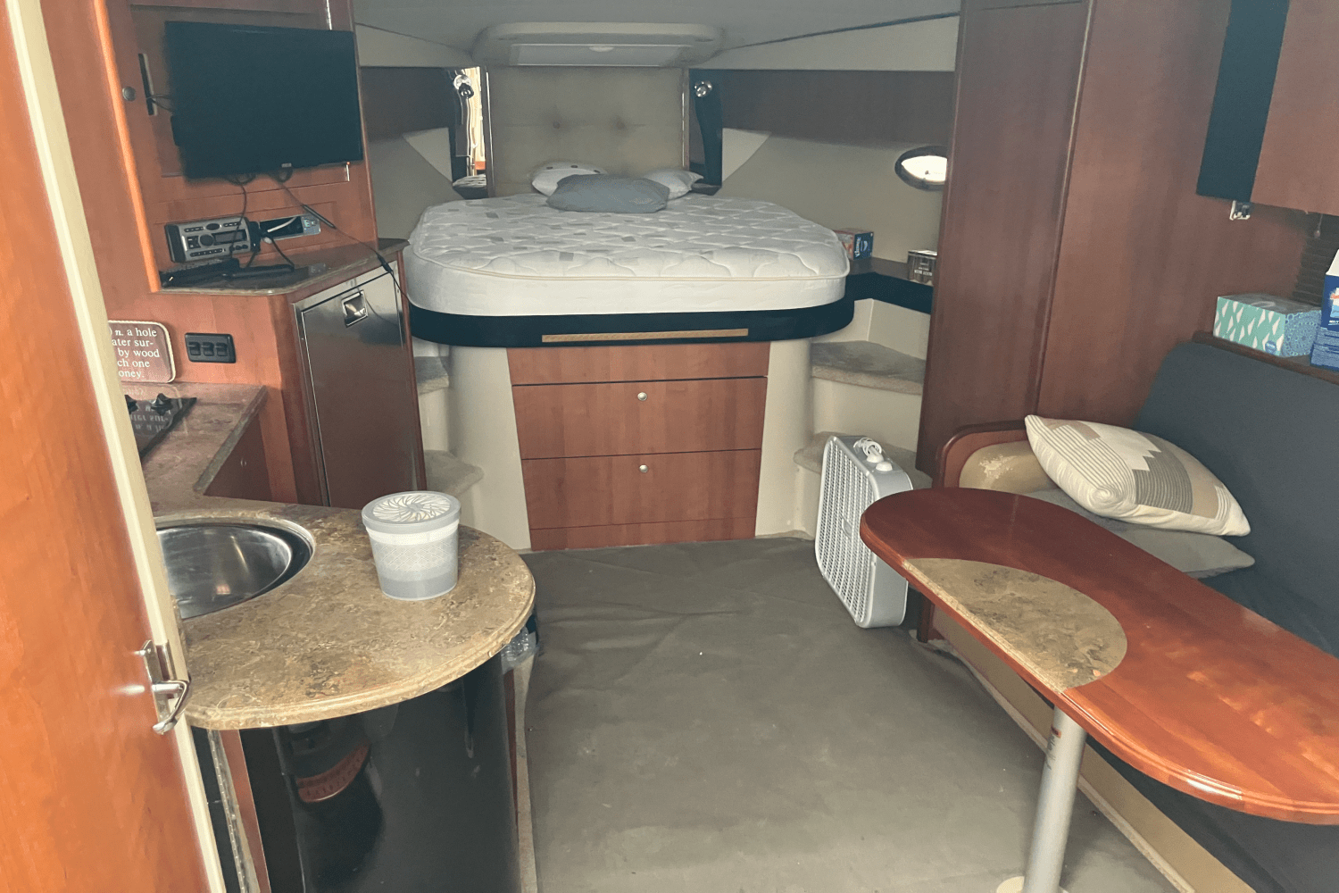 2008 Cruisers Yachts 360 EXPRESS Image Thumbnail #27