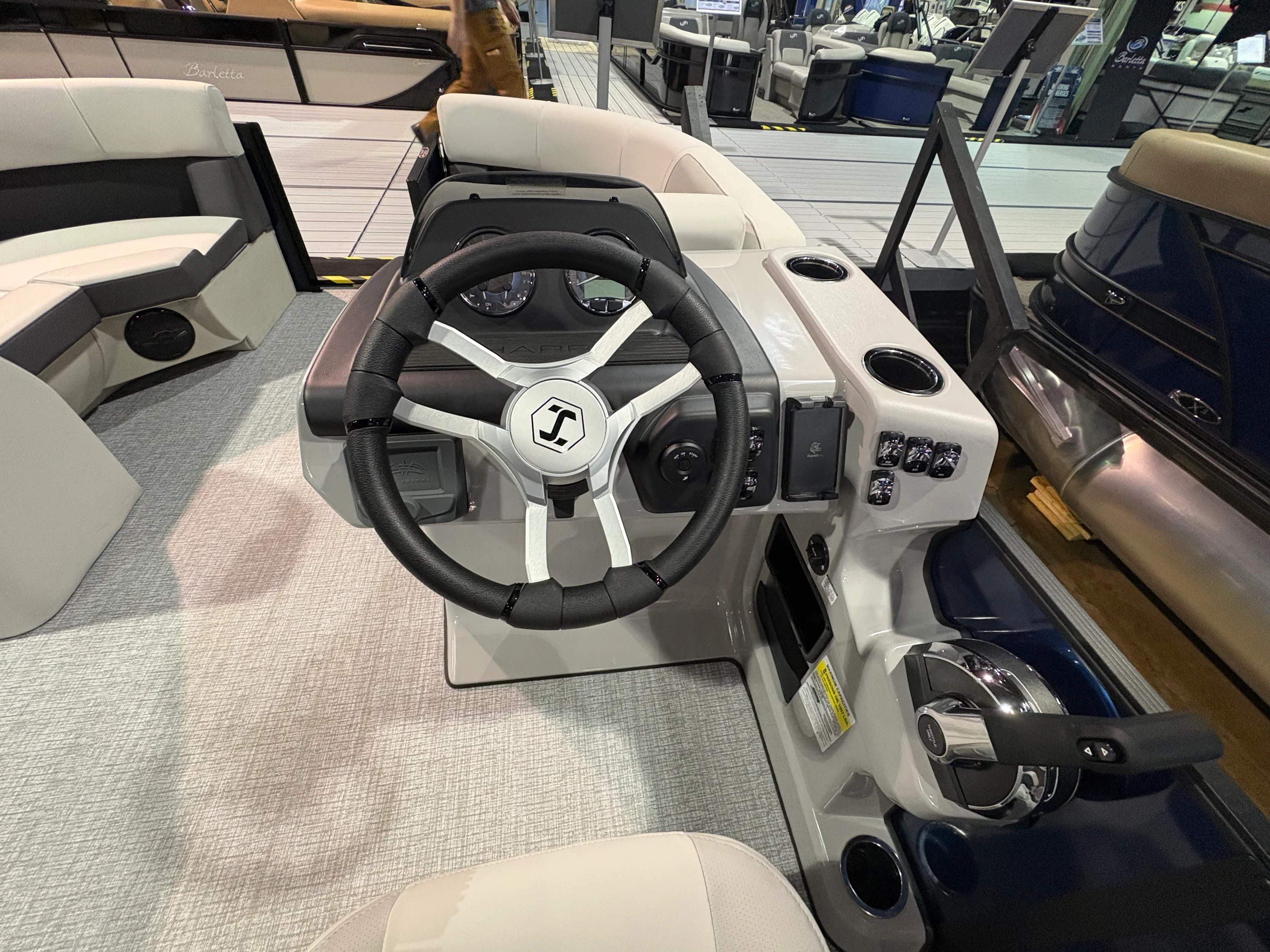 2026 Harris Cruiser 190 Image Thumbnail #6