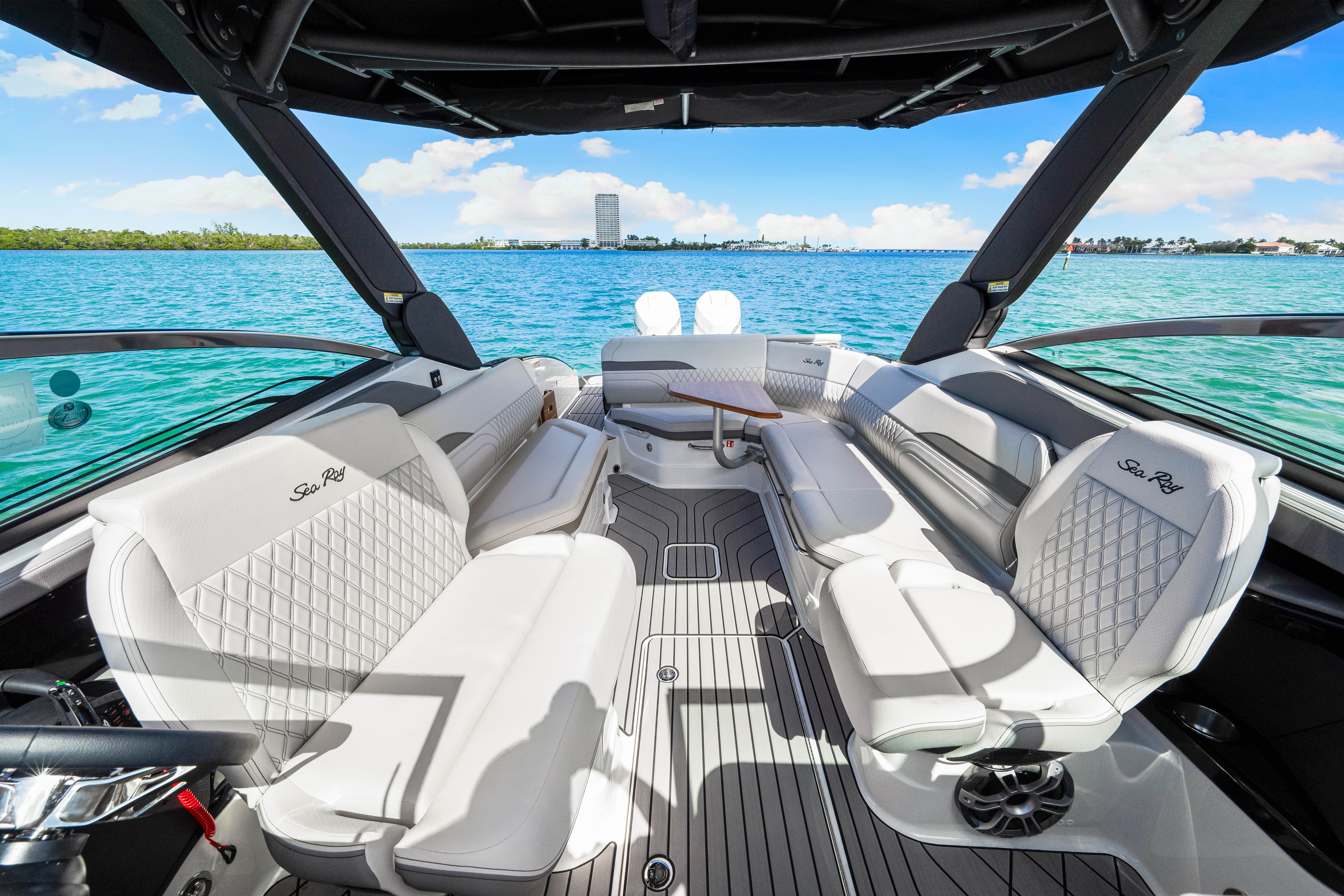 2026 Sea Ray SLX 280 Outboard Image Thumbnail #32