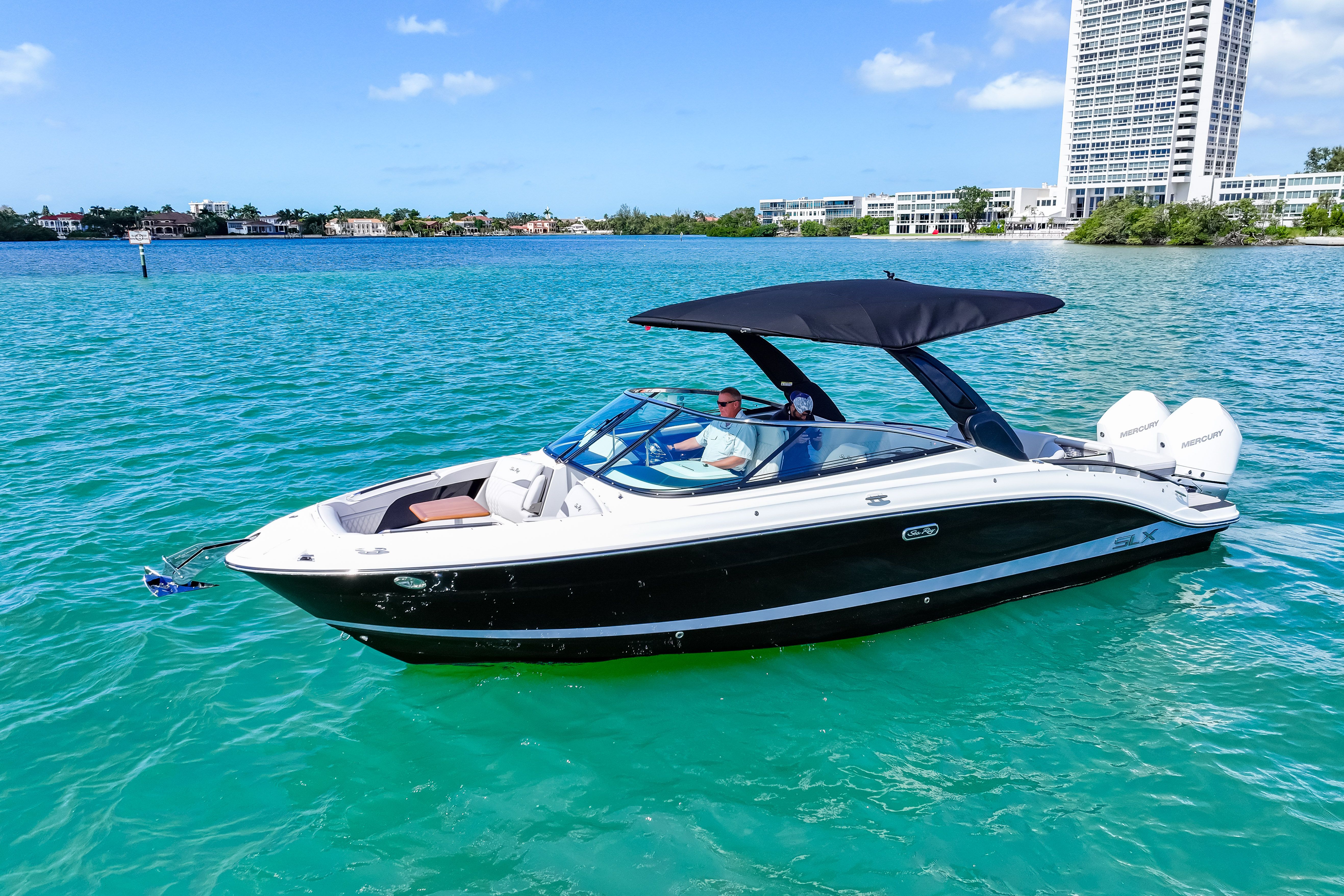 2026 Sea Ray SLX 280 Outboard Image Thumbnail #2