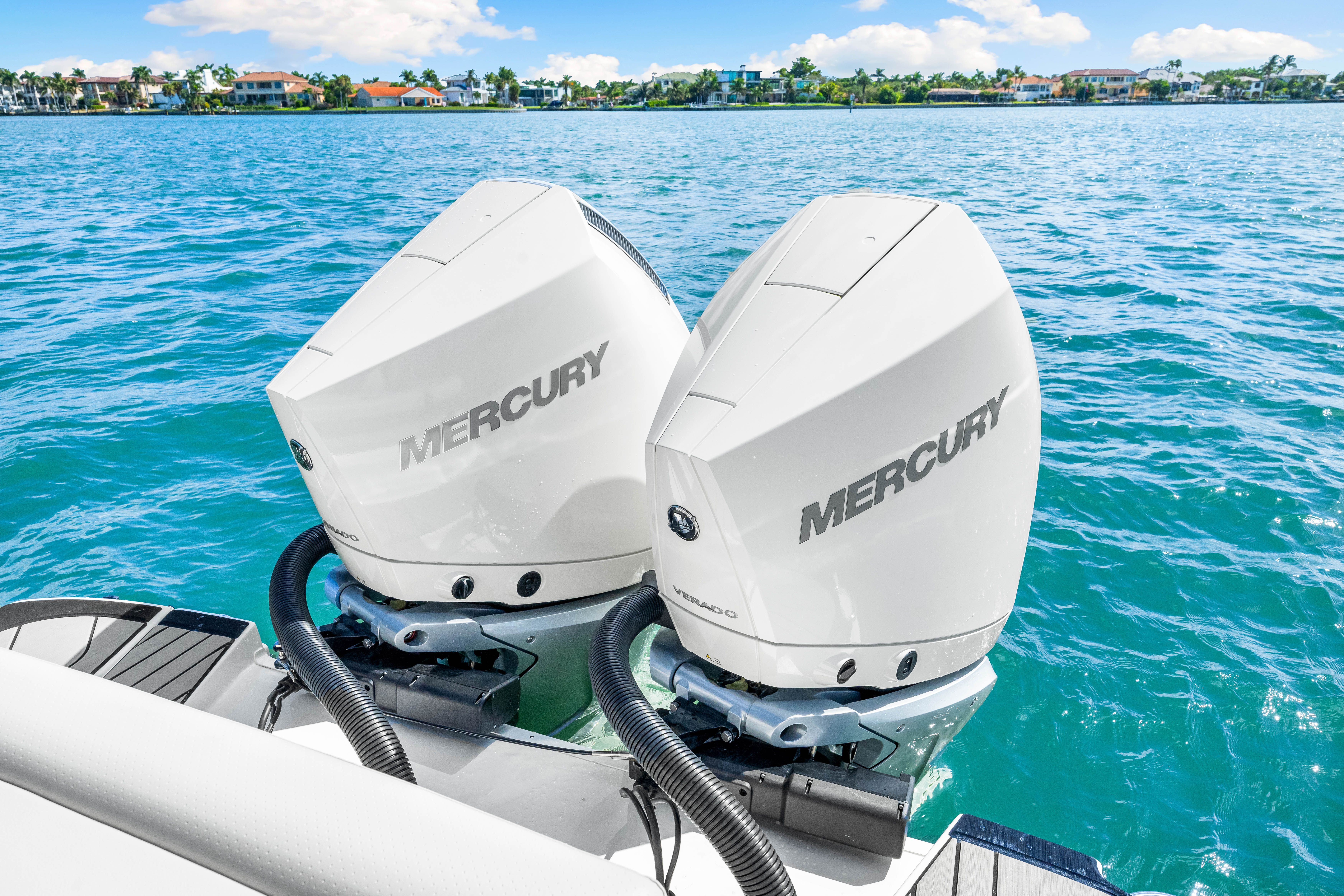 2026 Sea Ray SLX 280 Outboard Image Thumbnail #37