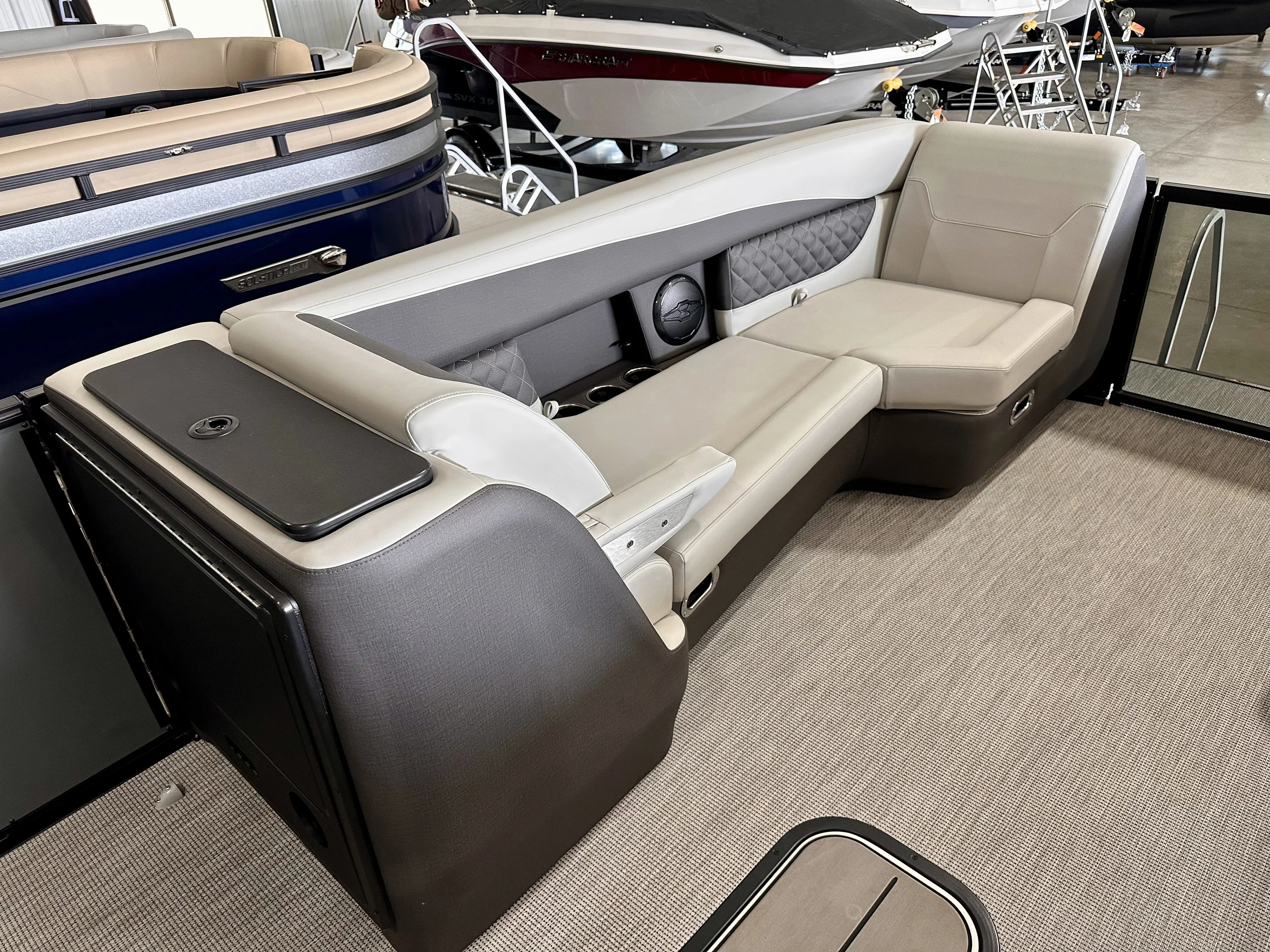 2026 Harris SUNLINER 230 Image Thumbnail #22