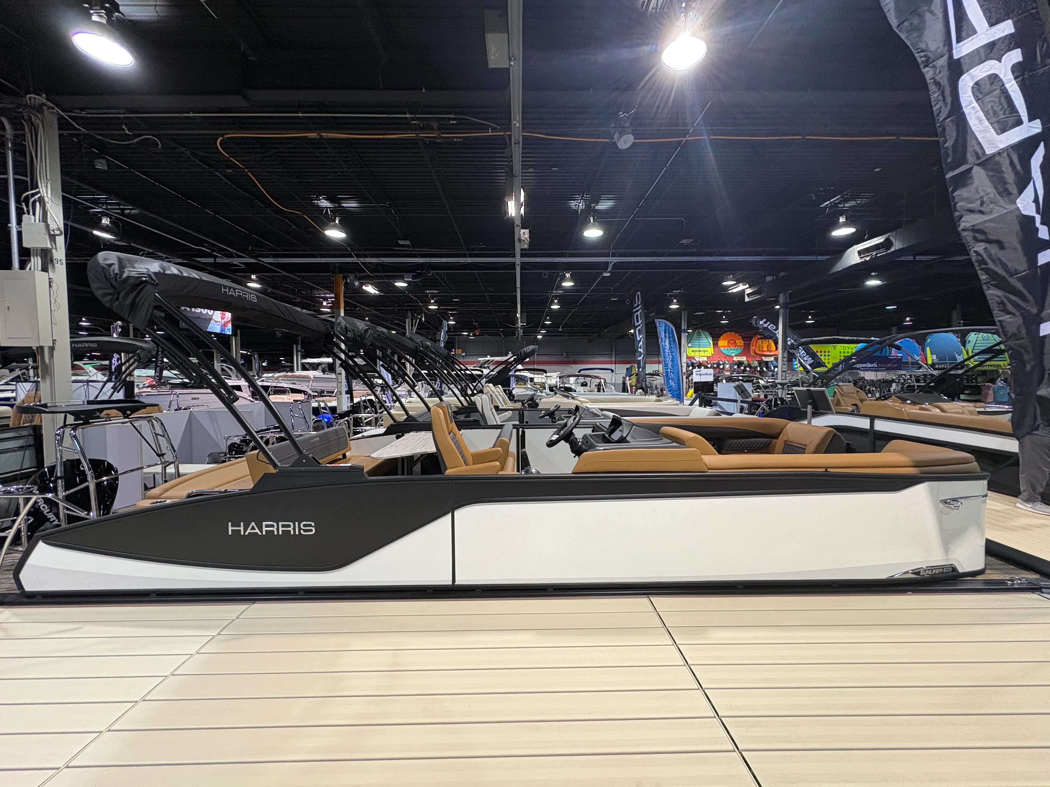 2026 Harris Sunliner 250 Image Thumbnail #2