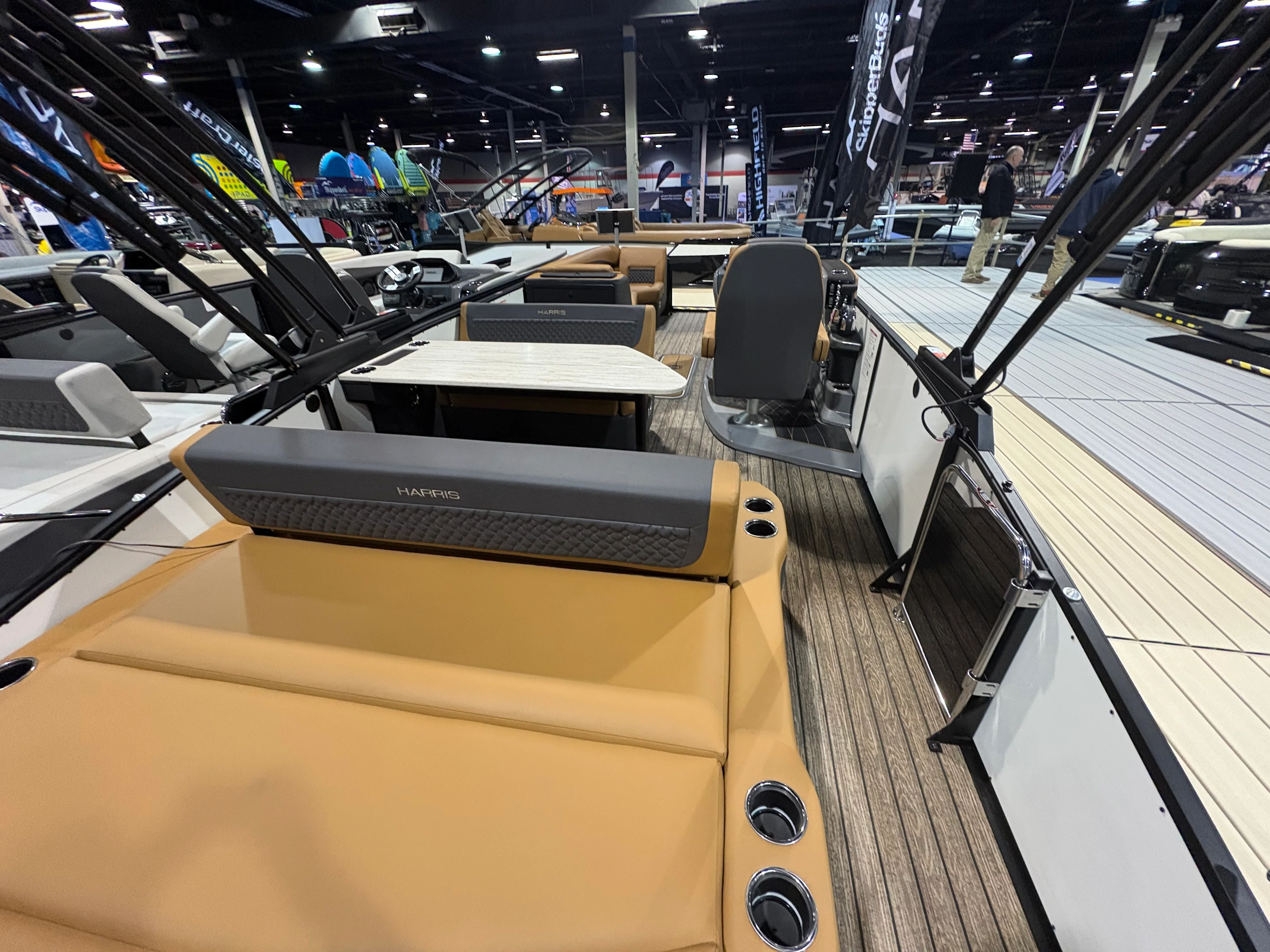 2026 Harris Sunliner 250 Image Thumbnail #15