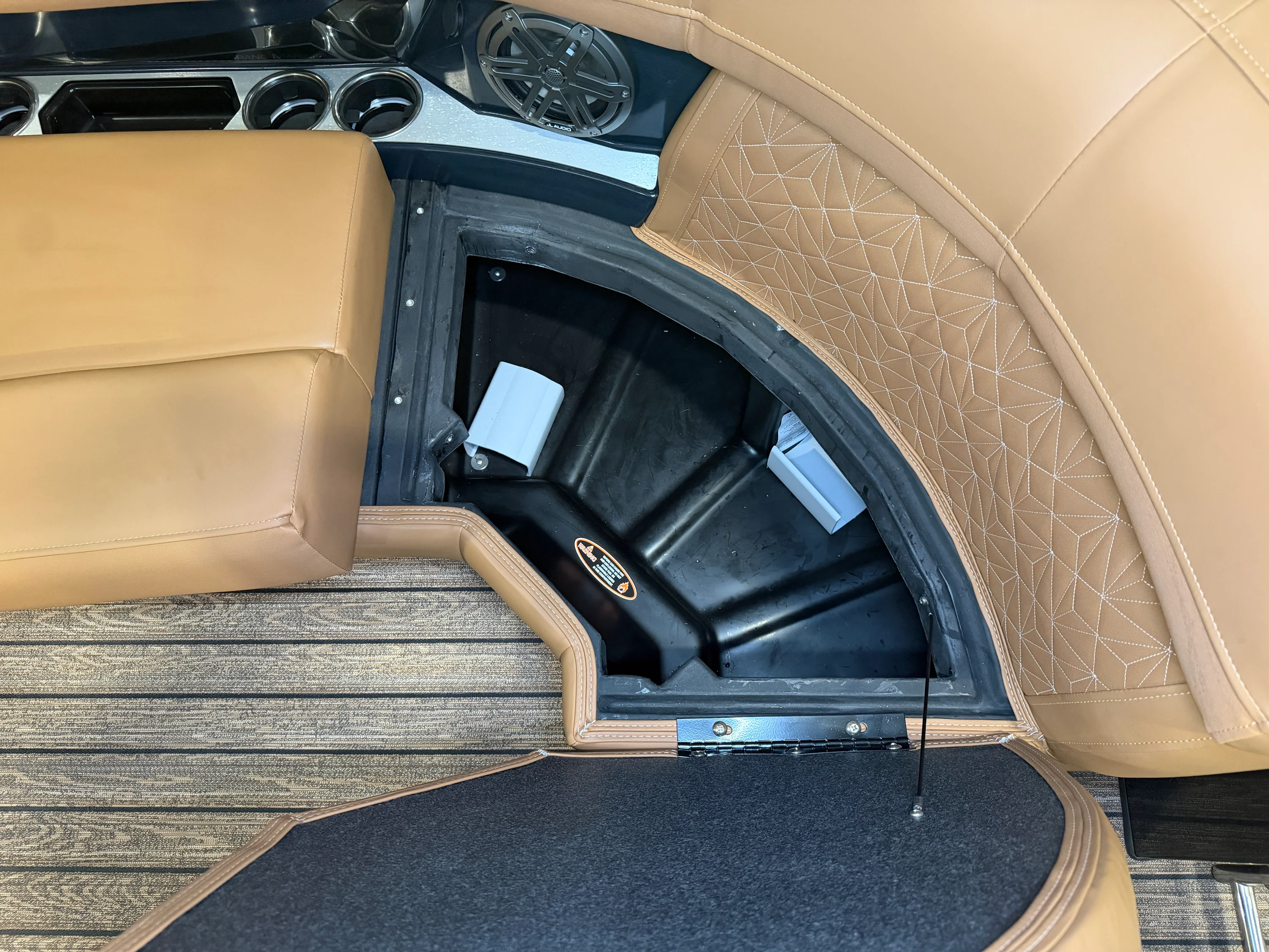 2026 Harris Grand Mariner 250 Image Thumbnail #11