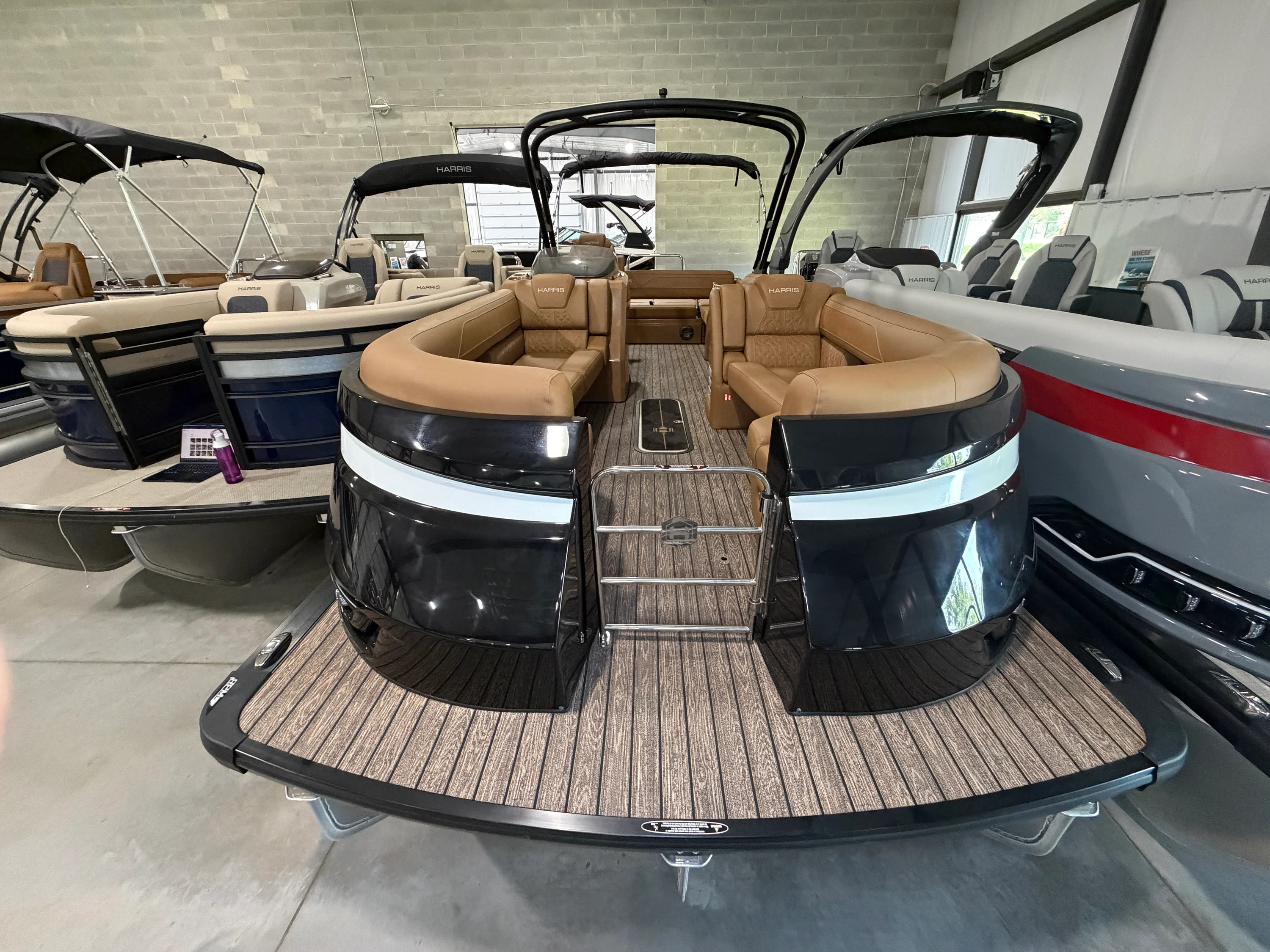 2026 Harris Grand Mariner 250 Image Thumbnail #5
