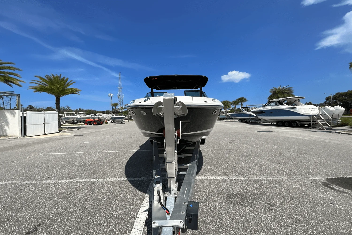 2025 Sea Ray SLX 260 Outboard Image Thumbnail #6