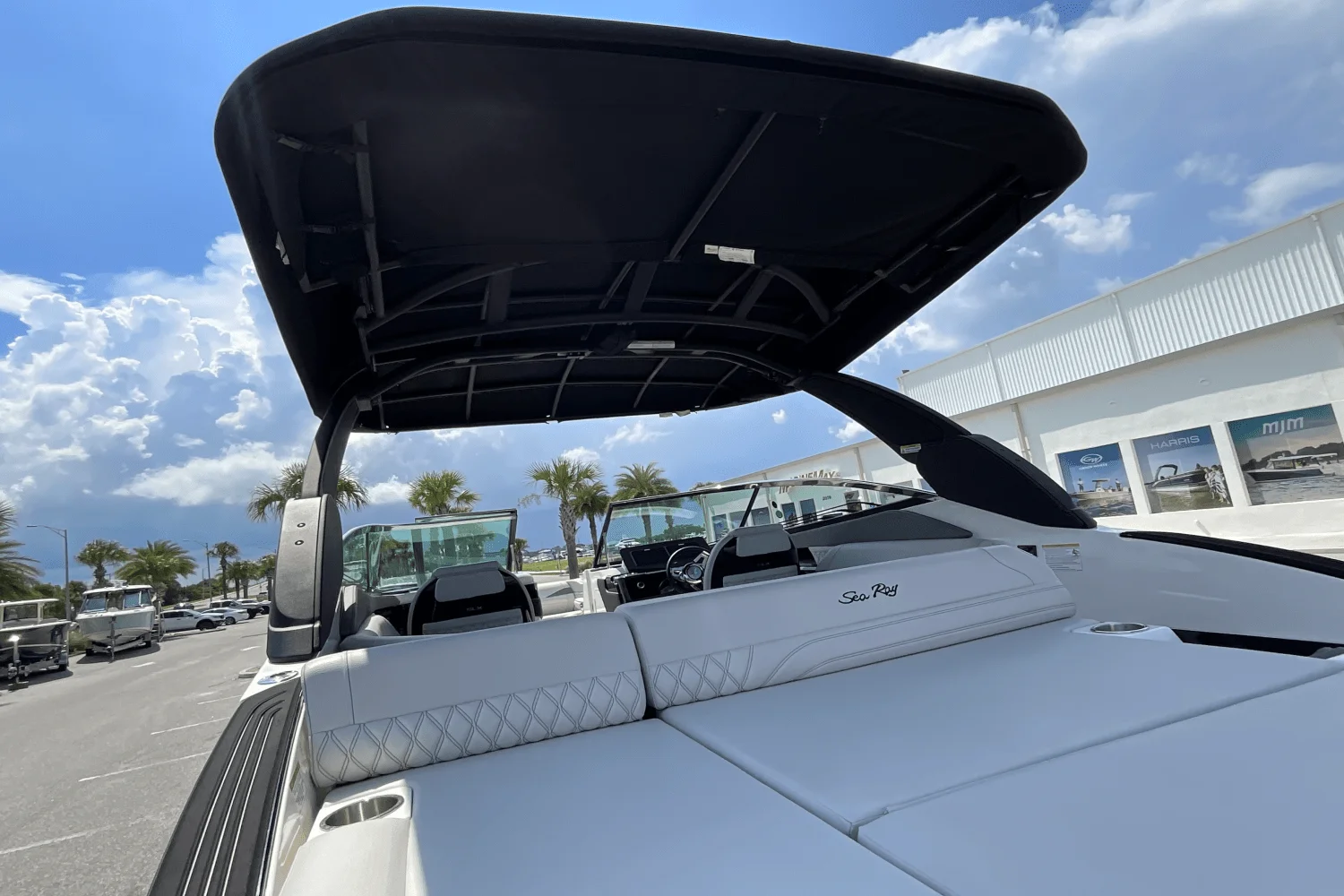 2025 Sea Ray SLX 260 Outboard Image Thumbnail #8