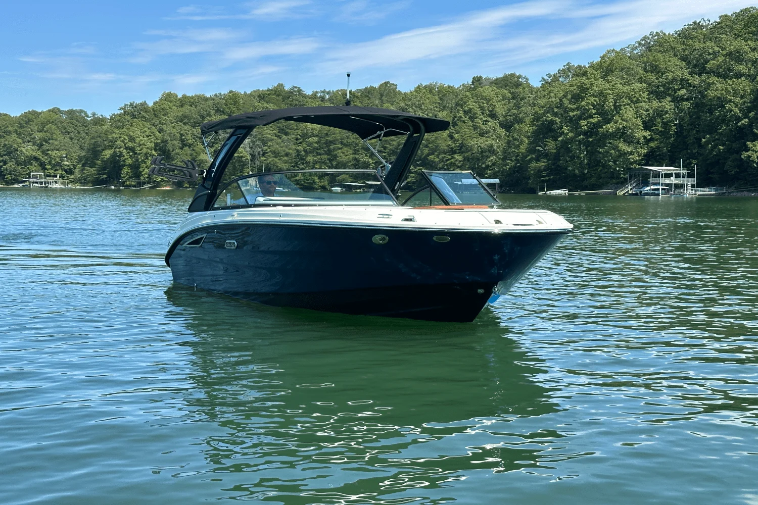 2026 Sea Ray SDX 230 Surf Image Thumbnail #7