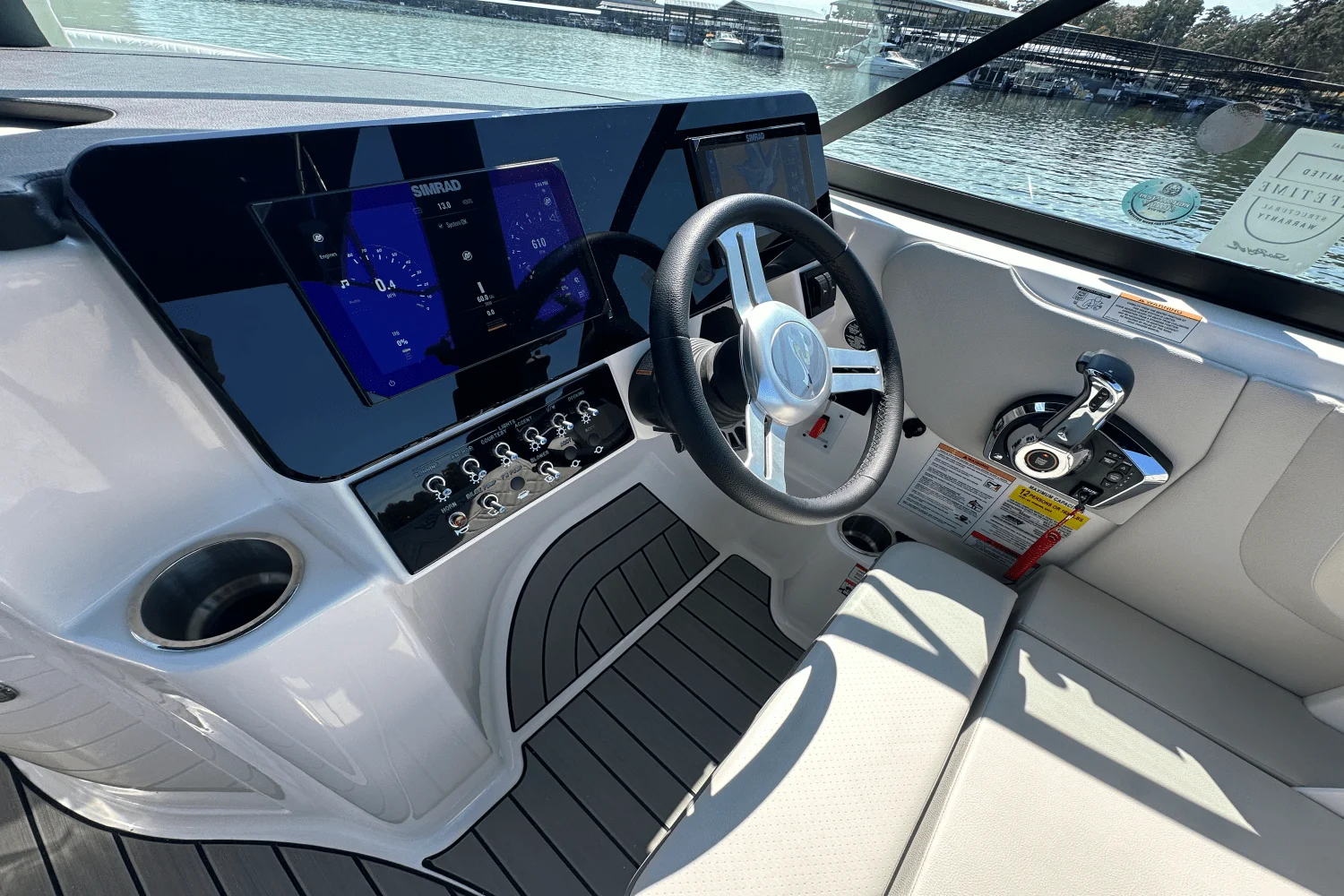 2026 Sea Ray SDX 230 Surf Image Thumbnail #23