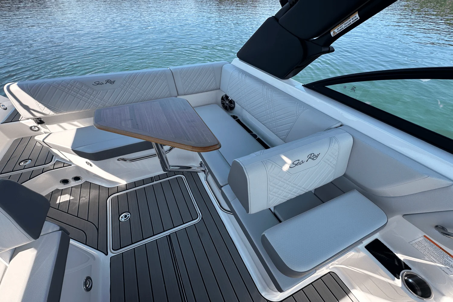 2026 Sea Ray SDX 230 Surf Image Thumbnail #25