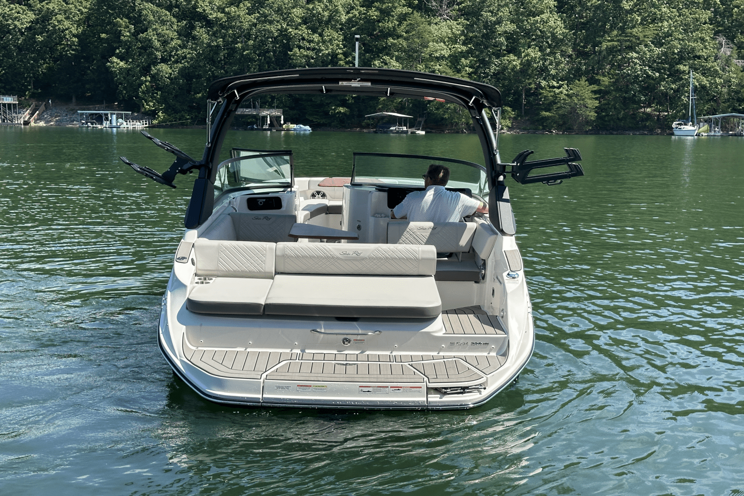 2026 Sea Ray SDX 230 Surf Image Thumbnail #13