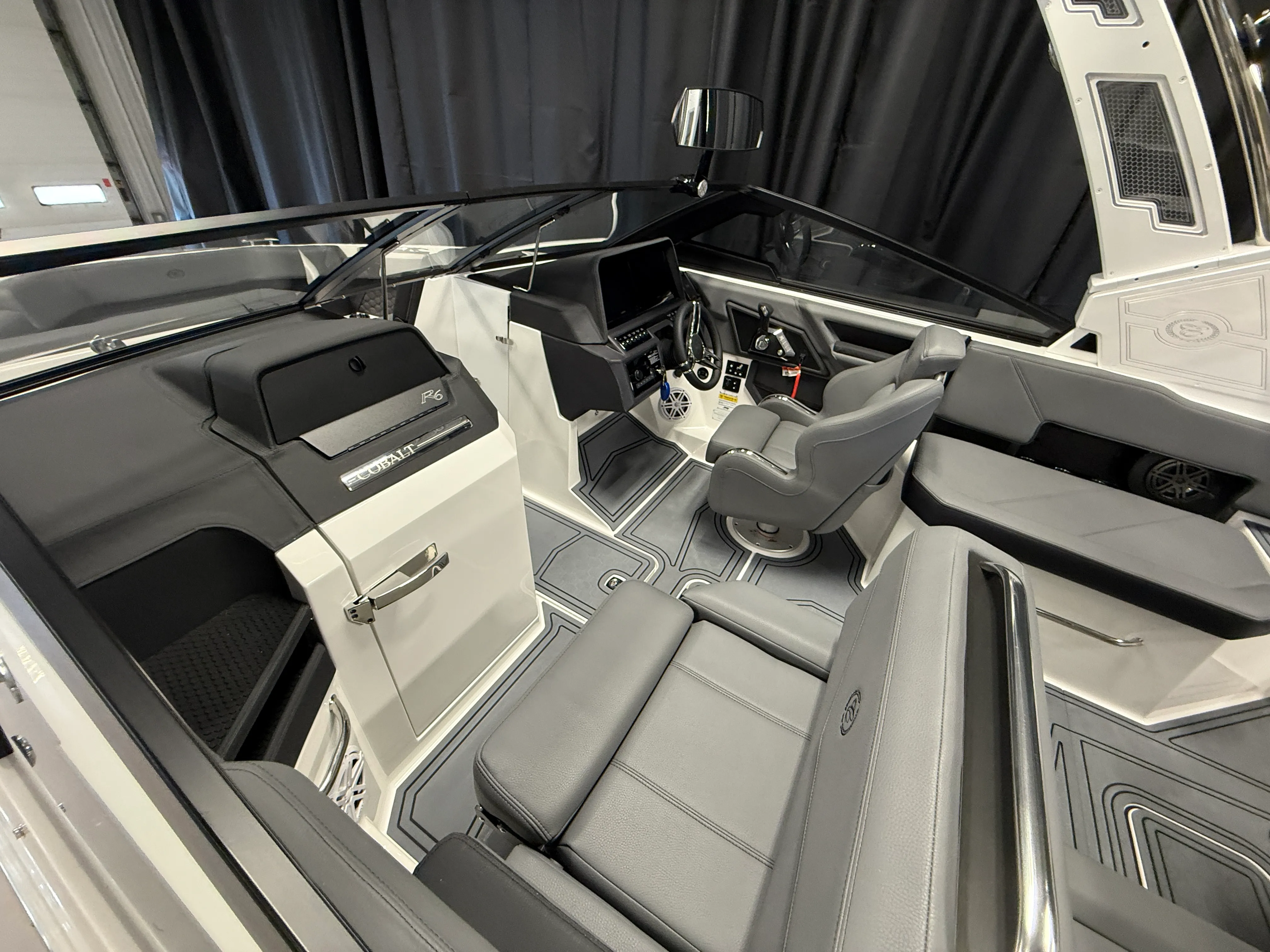 2026 Cobalt R6 SURF Image Thumbnail #4