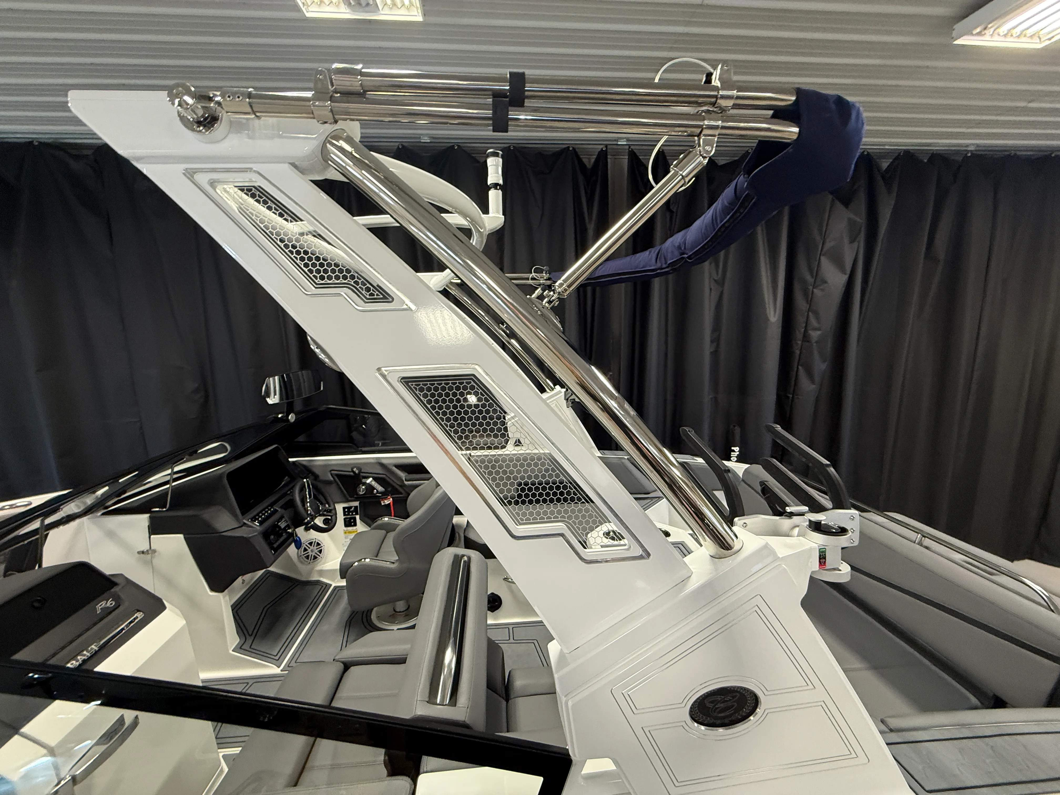 2026 Cobalt R6 SURF Image Thumbnail #6