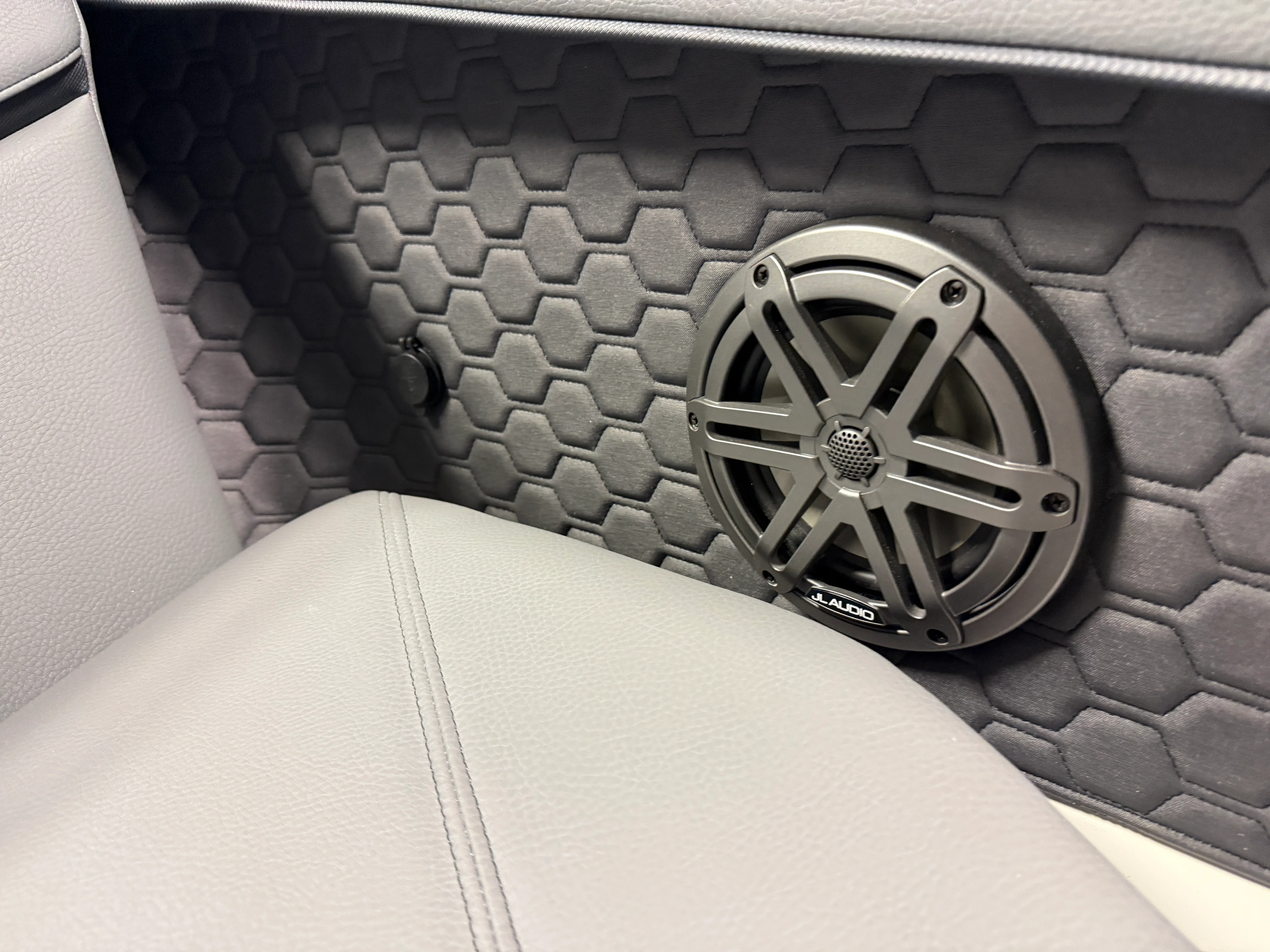 2026 Cobalt R6 SURF Image Thumbnail #94