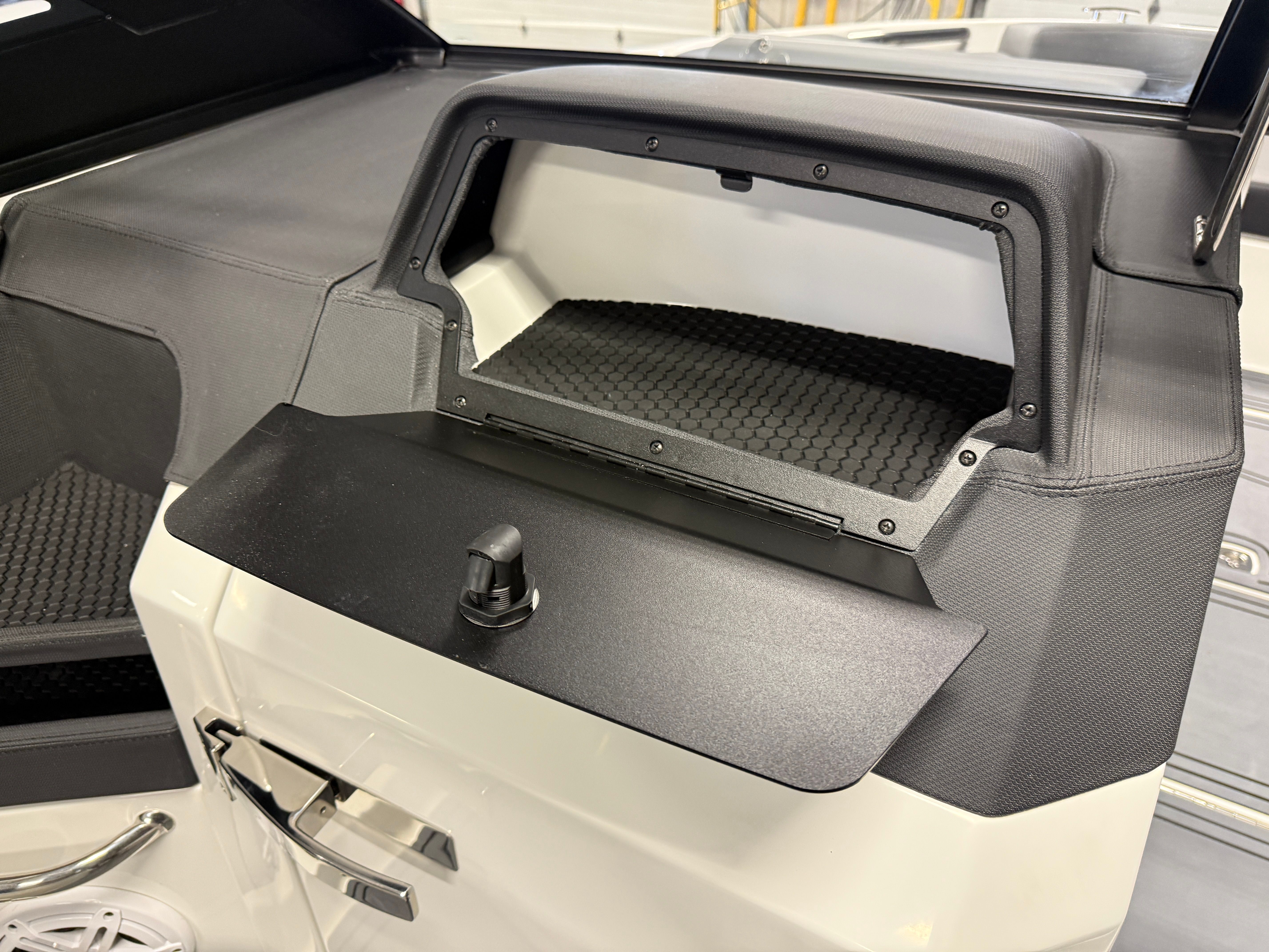 2026 Cobalt R6 SURF Image Thumbnail #51