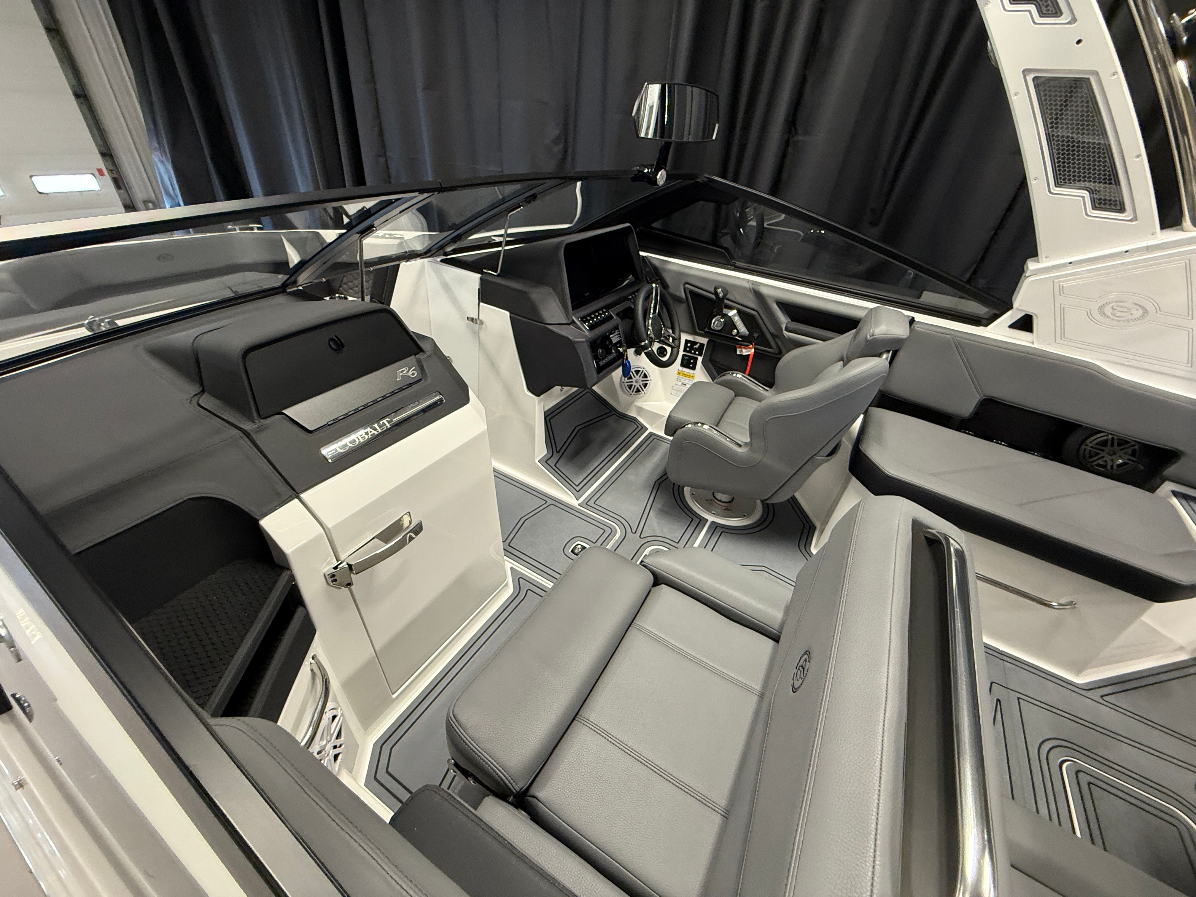 2026 Cobalt R6 SURF Image Thumbnail #4