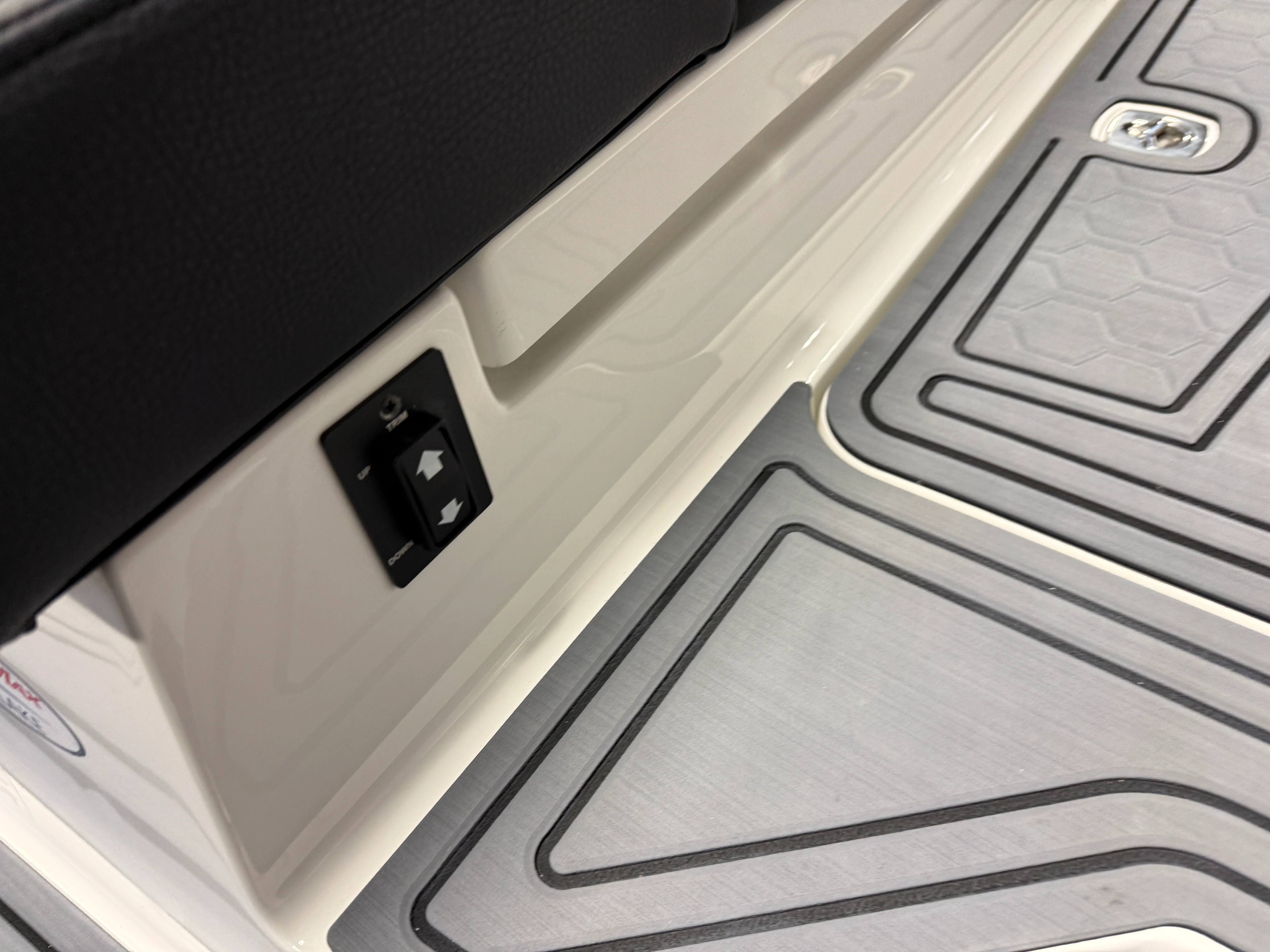 2026 Cobalt R6 SURF Image Thumbnail #19