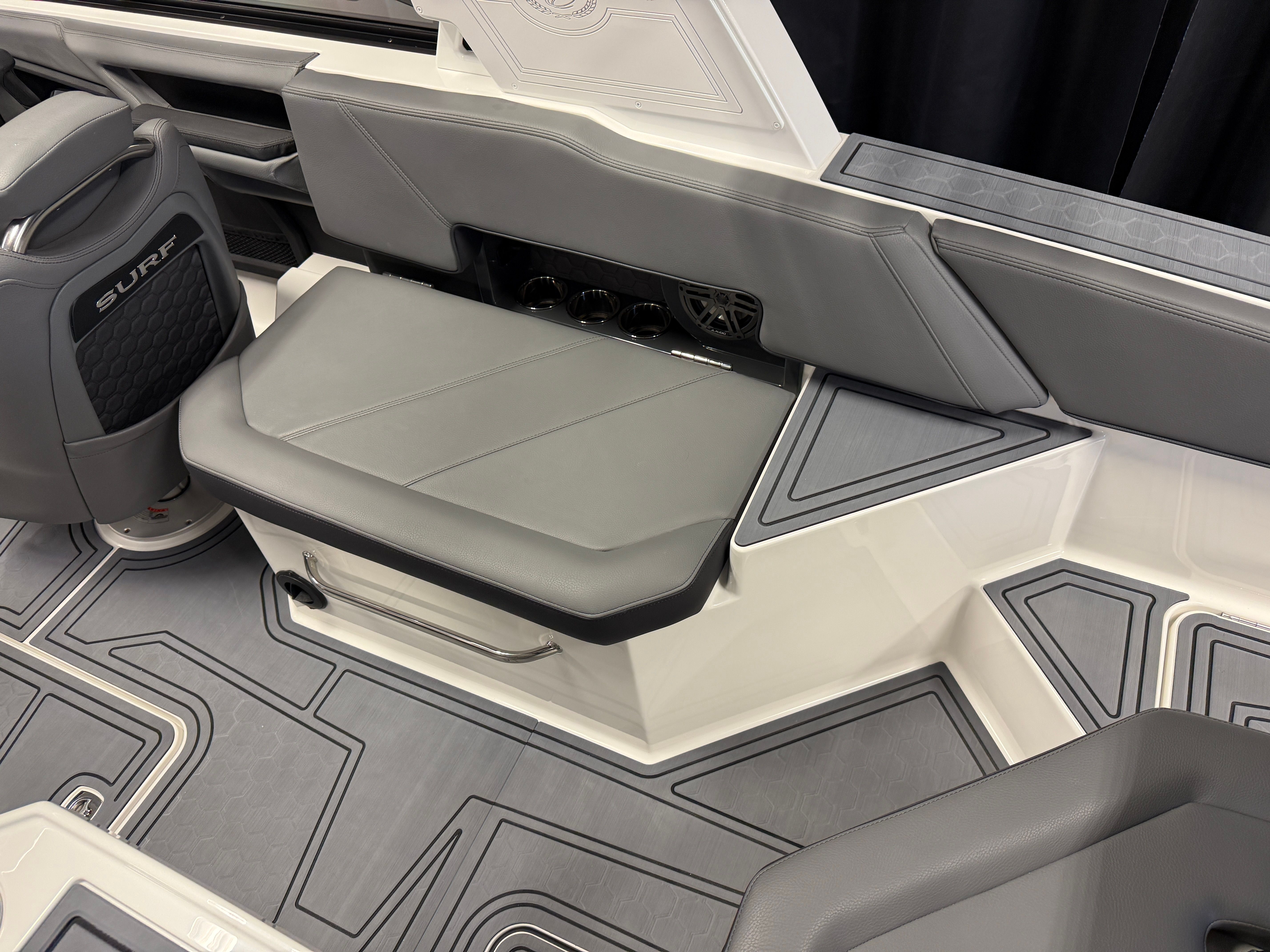 2026 Cobalt R6 SURF Image Thumbnail #32