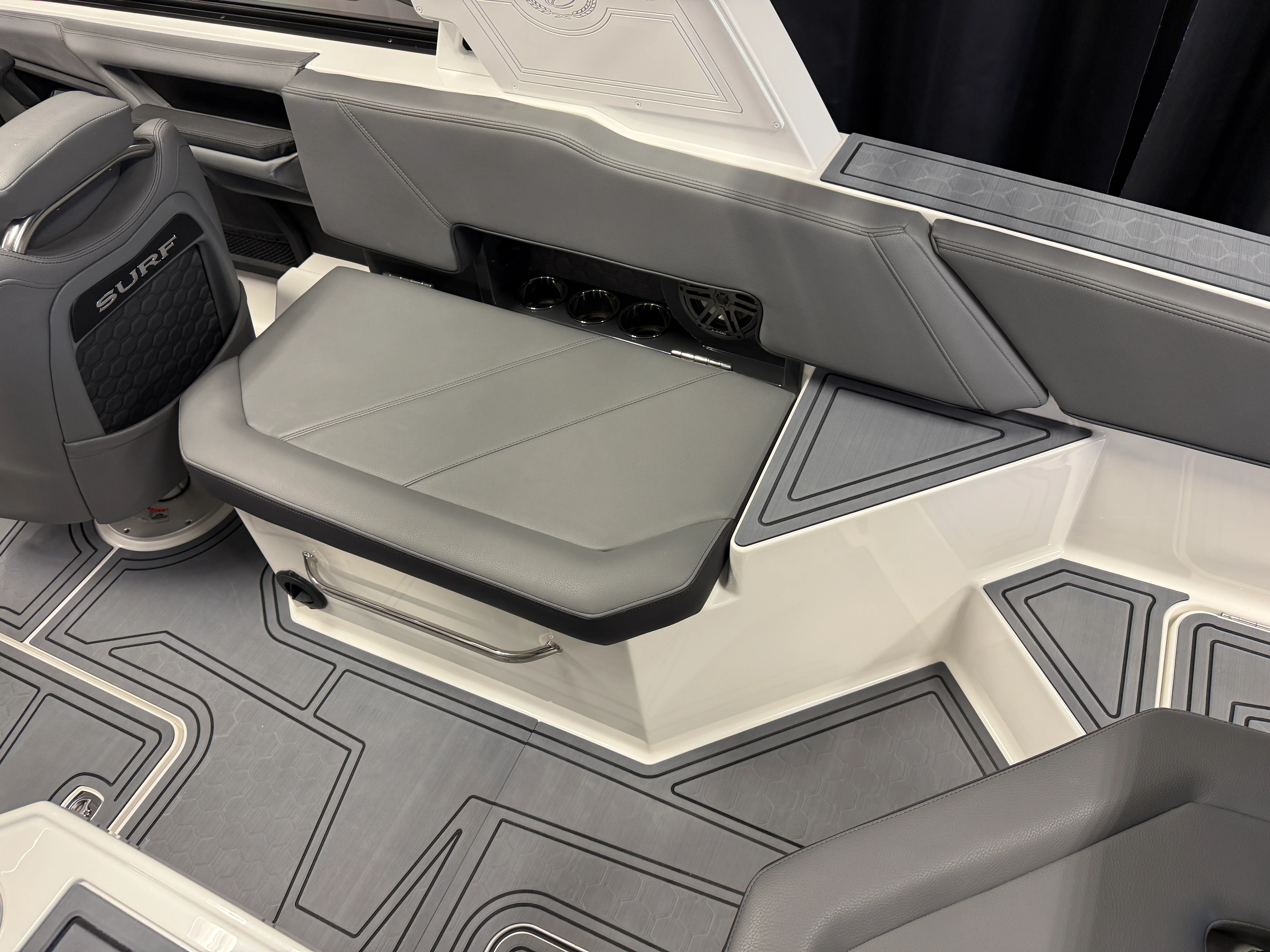 2026 Cobalt R6 SURF Image Thumbnail #32