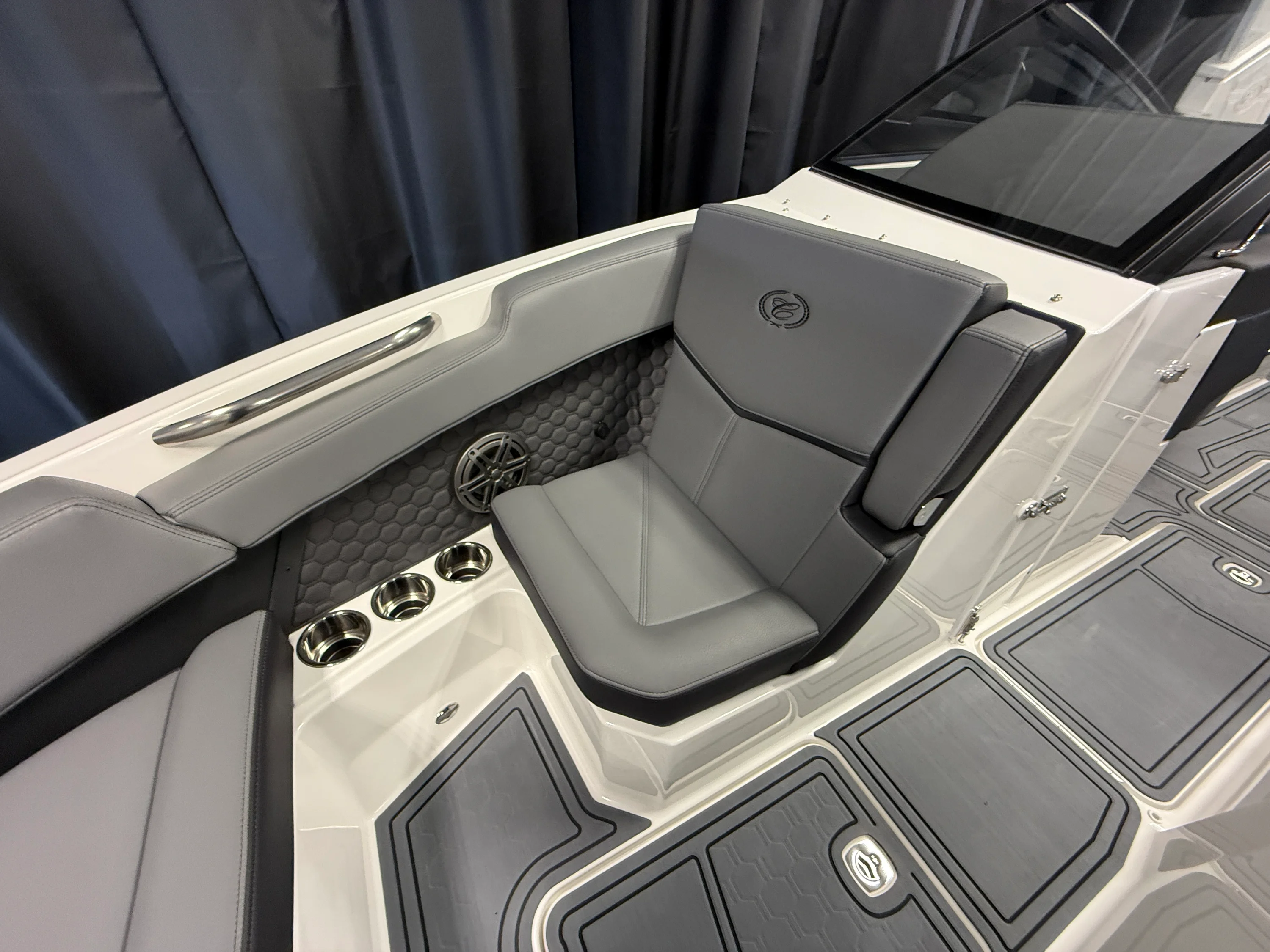 2026 Cobalt R6 SURF Image Thumbnail #85