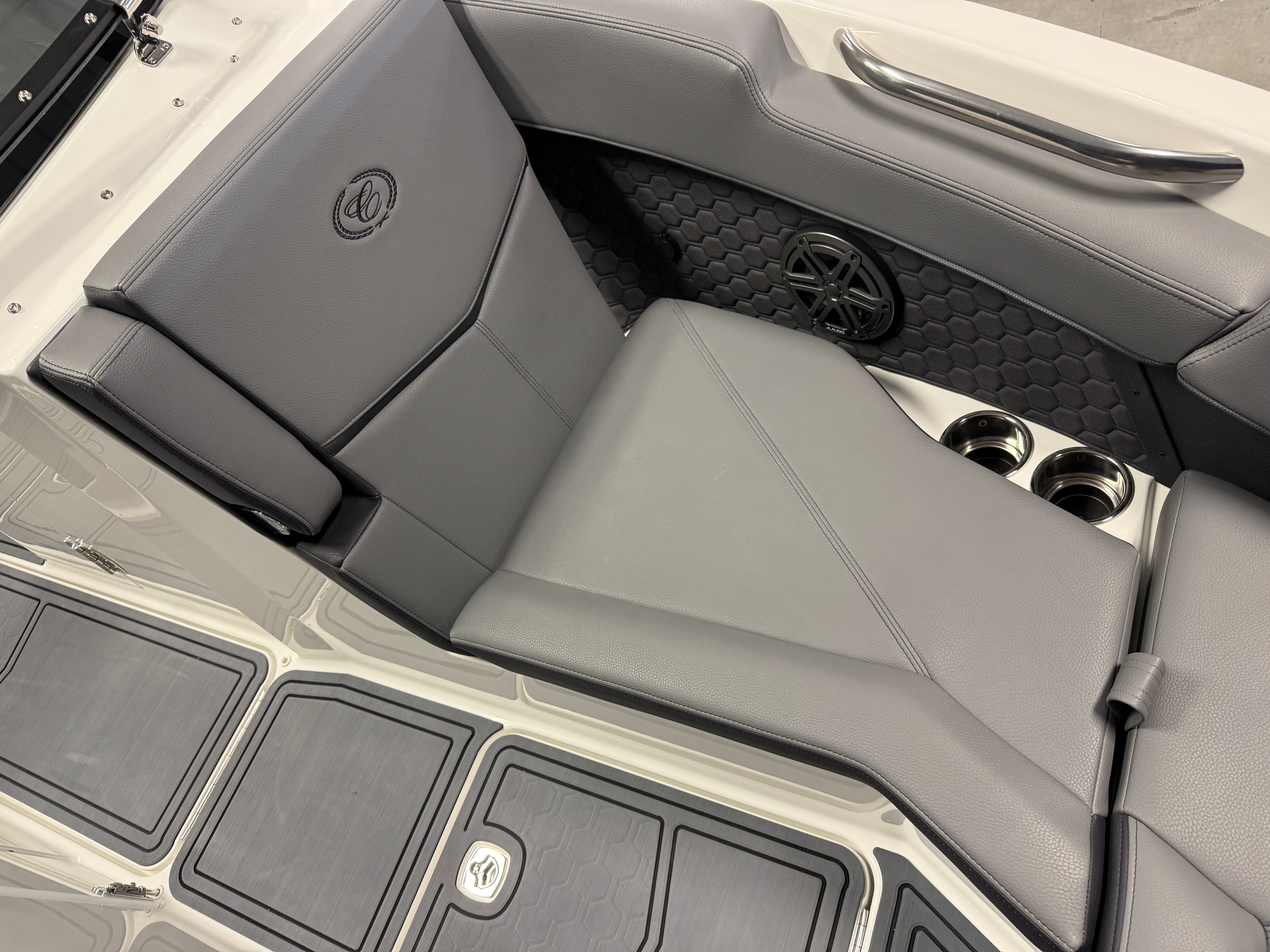 2026 Cobalt R6 SURF Image Thumbnail #92