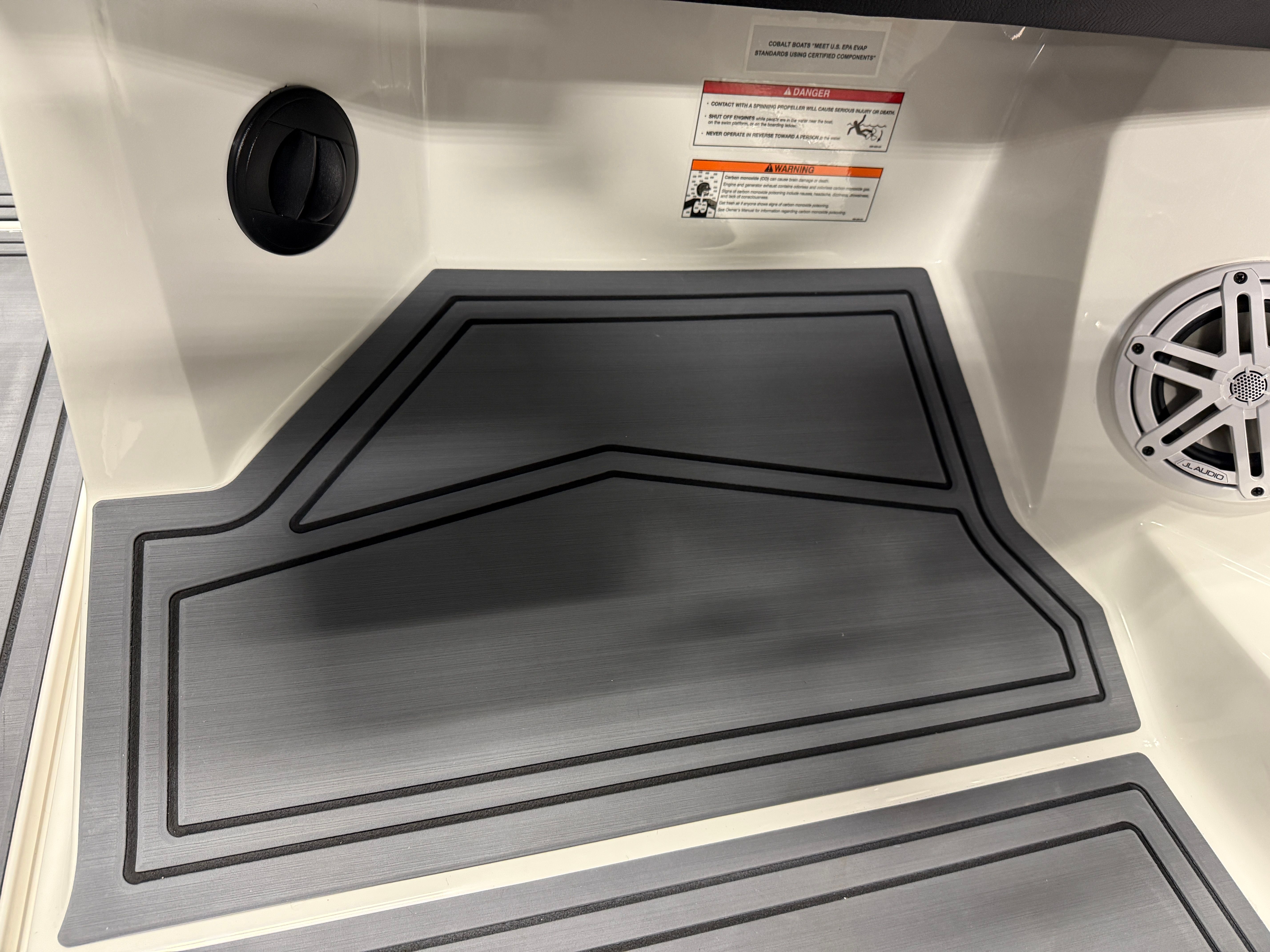 2026 Cobalt R6 SURF Image Thumbnail #80