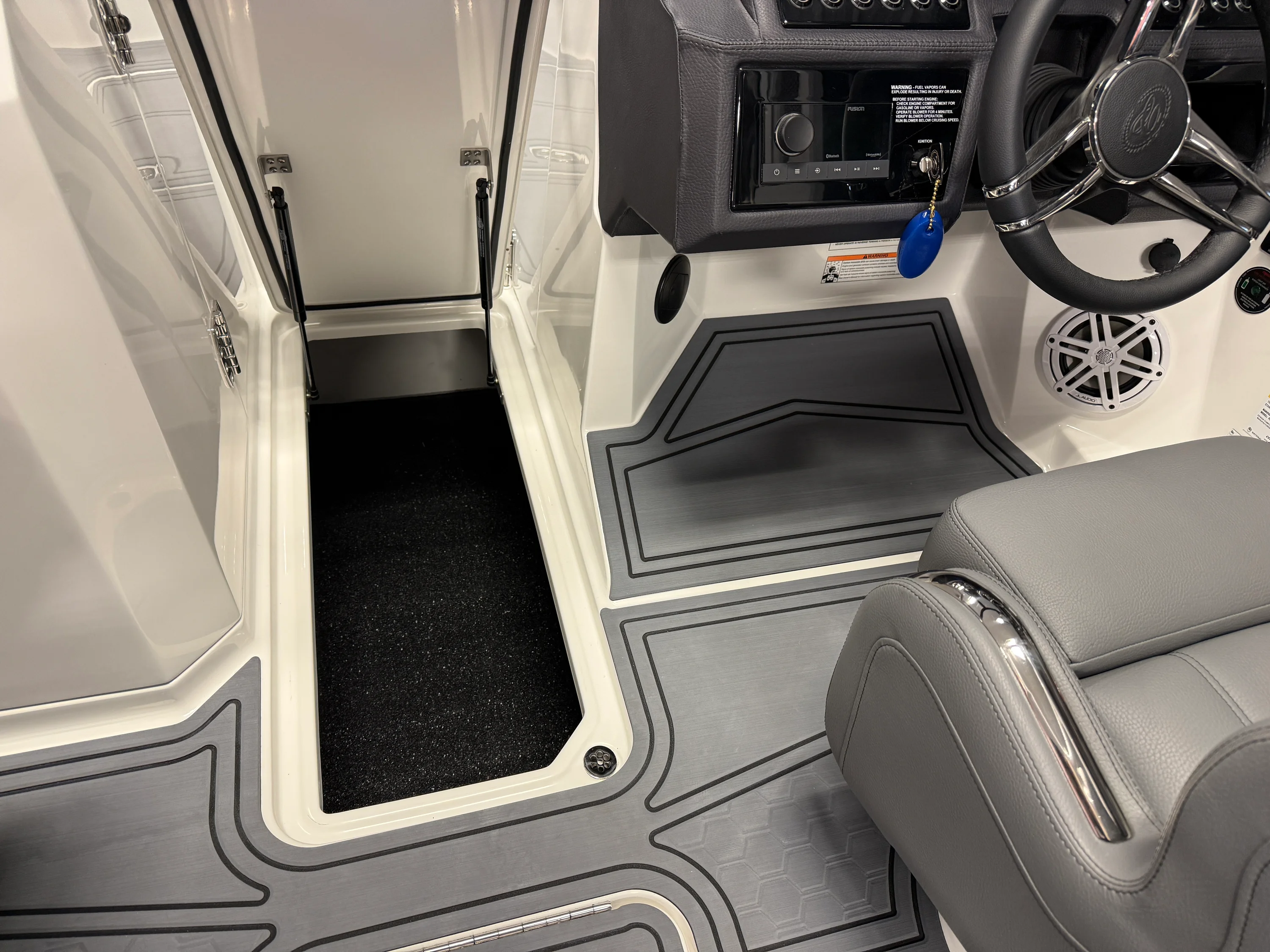 2026 Cobalt R6 SURF Image Thumbnail #41