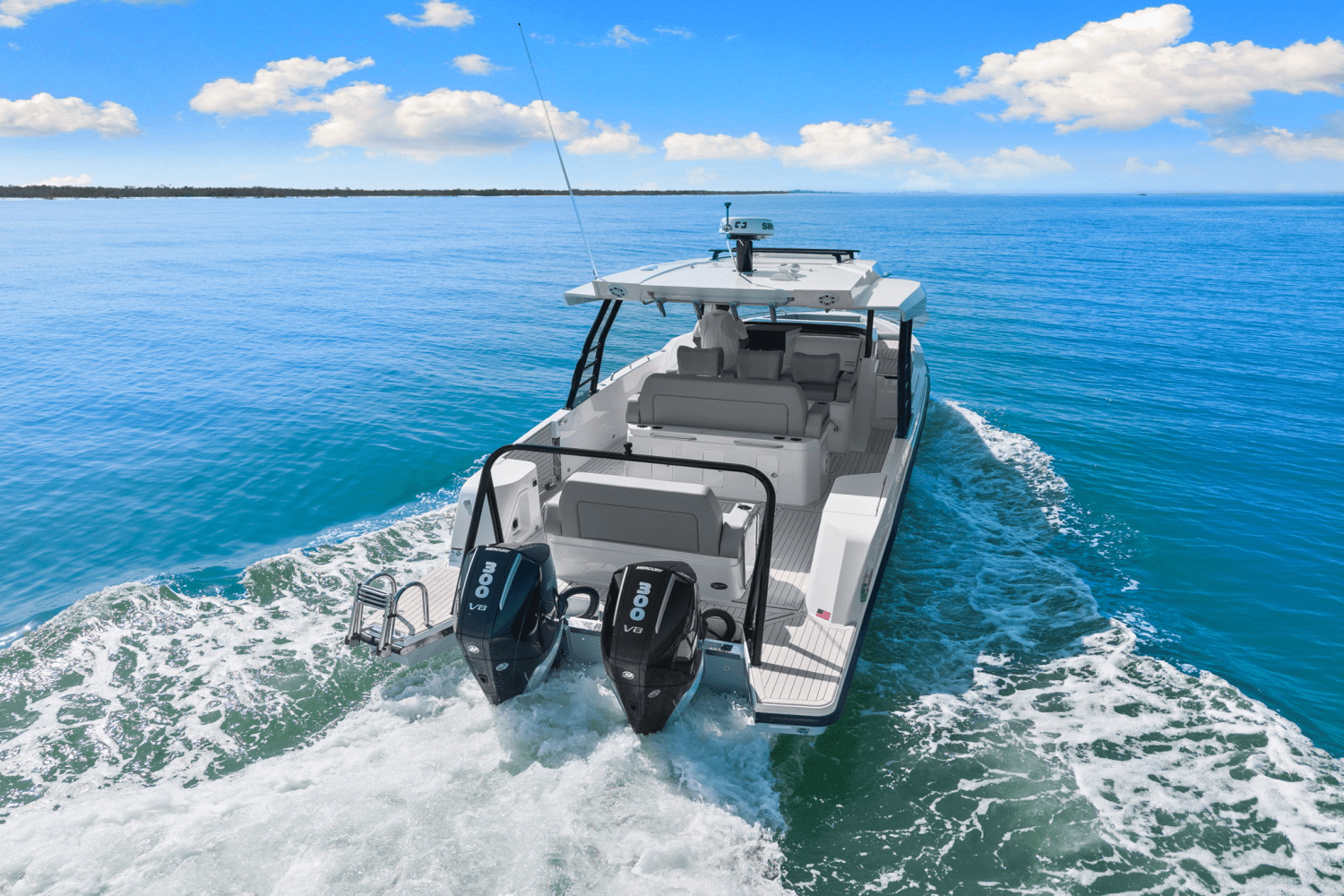 2026 Cruisers Yachts 38 VTR Image Thumbnail #15