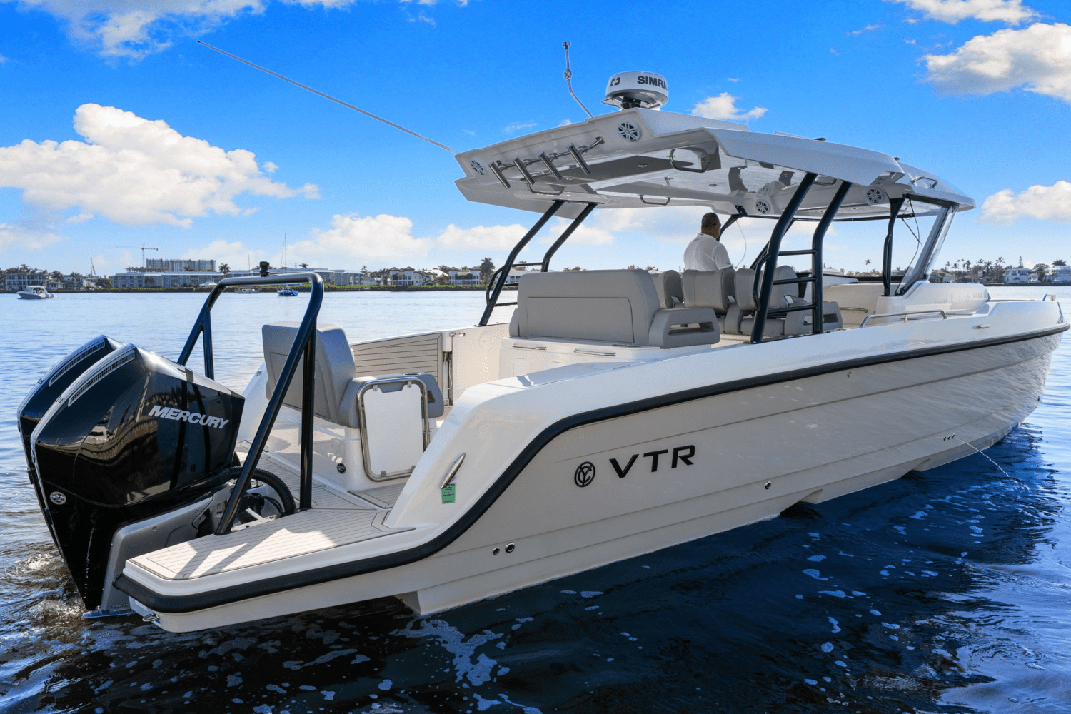 2026 Cruisers Yachts 38 VTR Image Thumbnail #11
