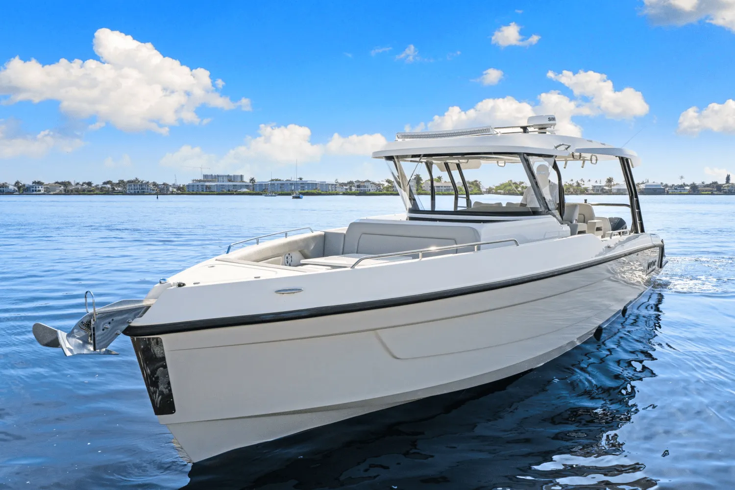 2026 Cruisers Yachts 38 VTR Image Thumbnail #5