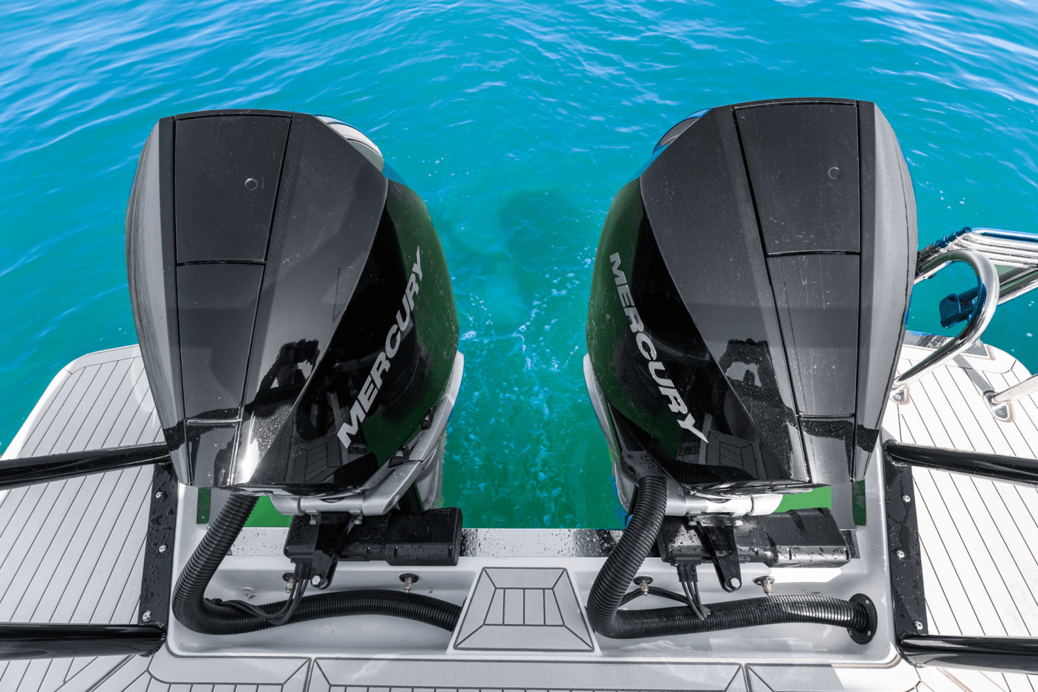 2026 Cruisers Yachts 38 VTR Image Thumbnail #50