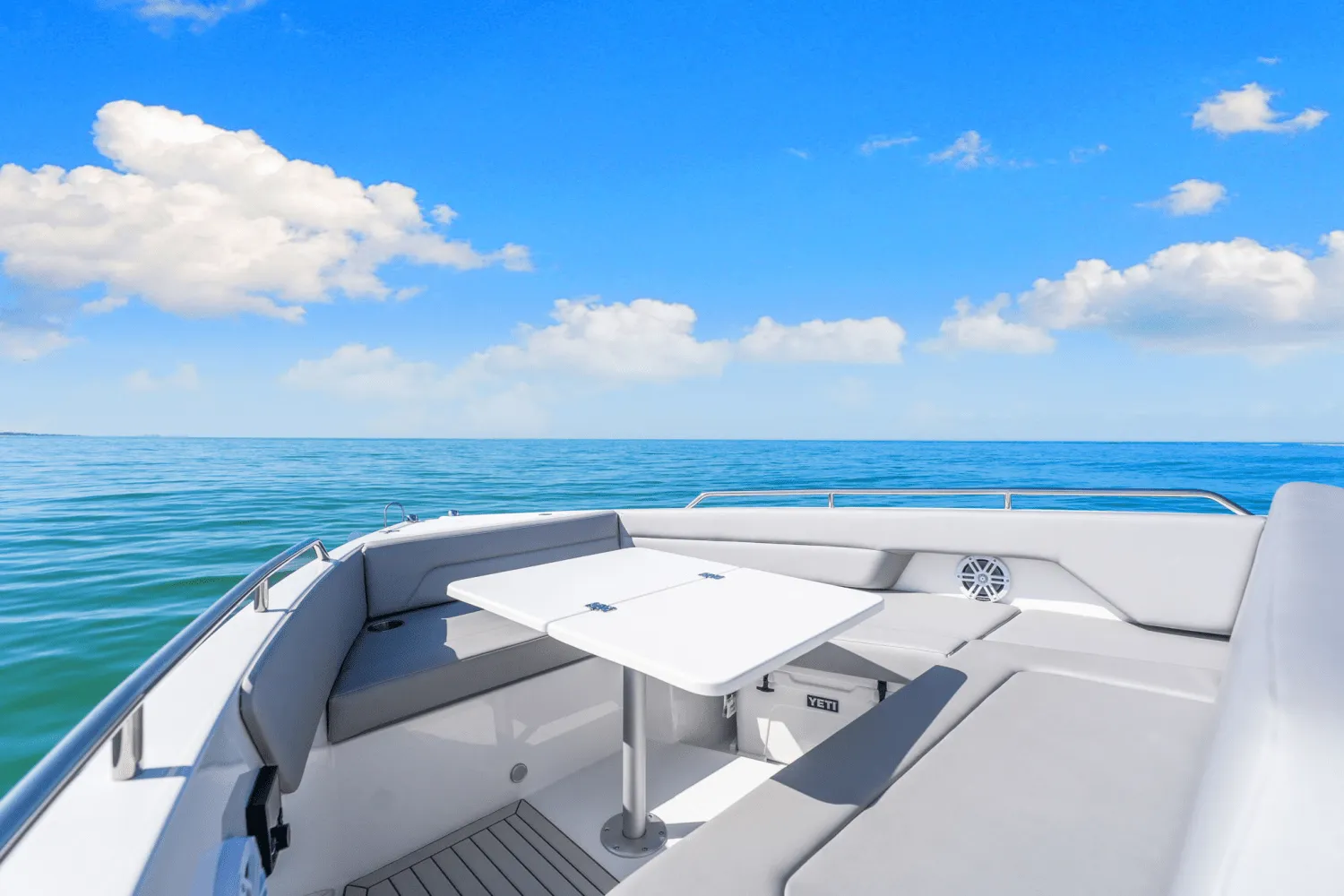 2026 Cruisers Yachts 38 VTR Image Thumbnail #19