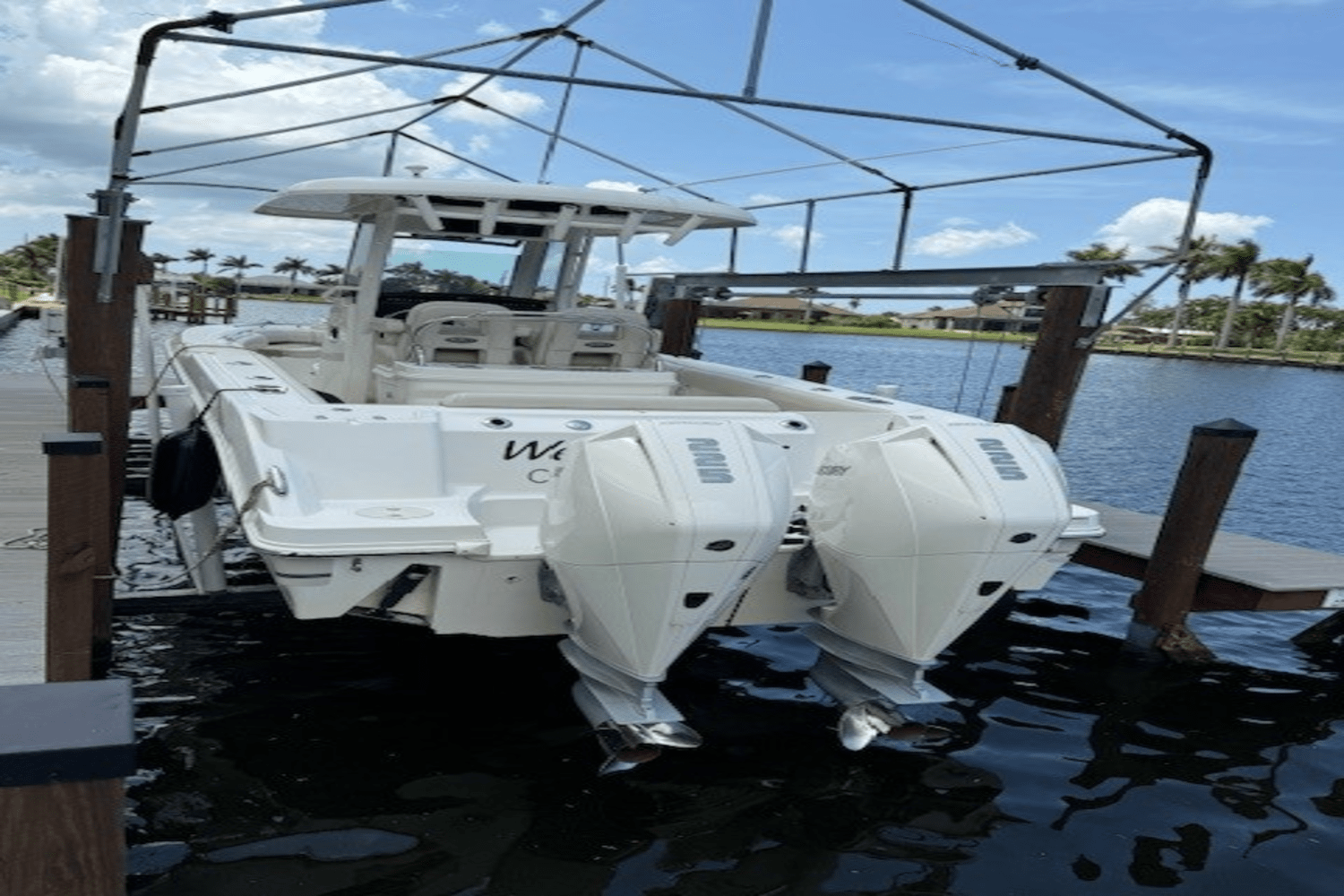 2022 Boston Whaler 250 OUTRAGE Image Thumbnail #5