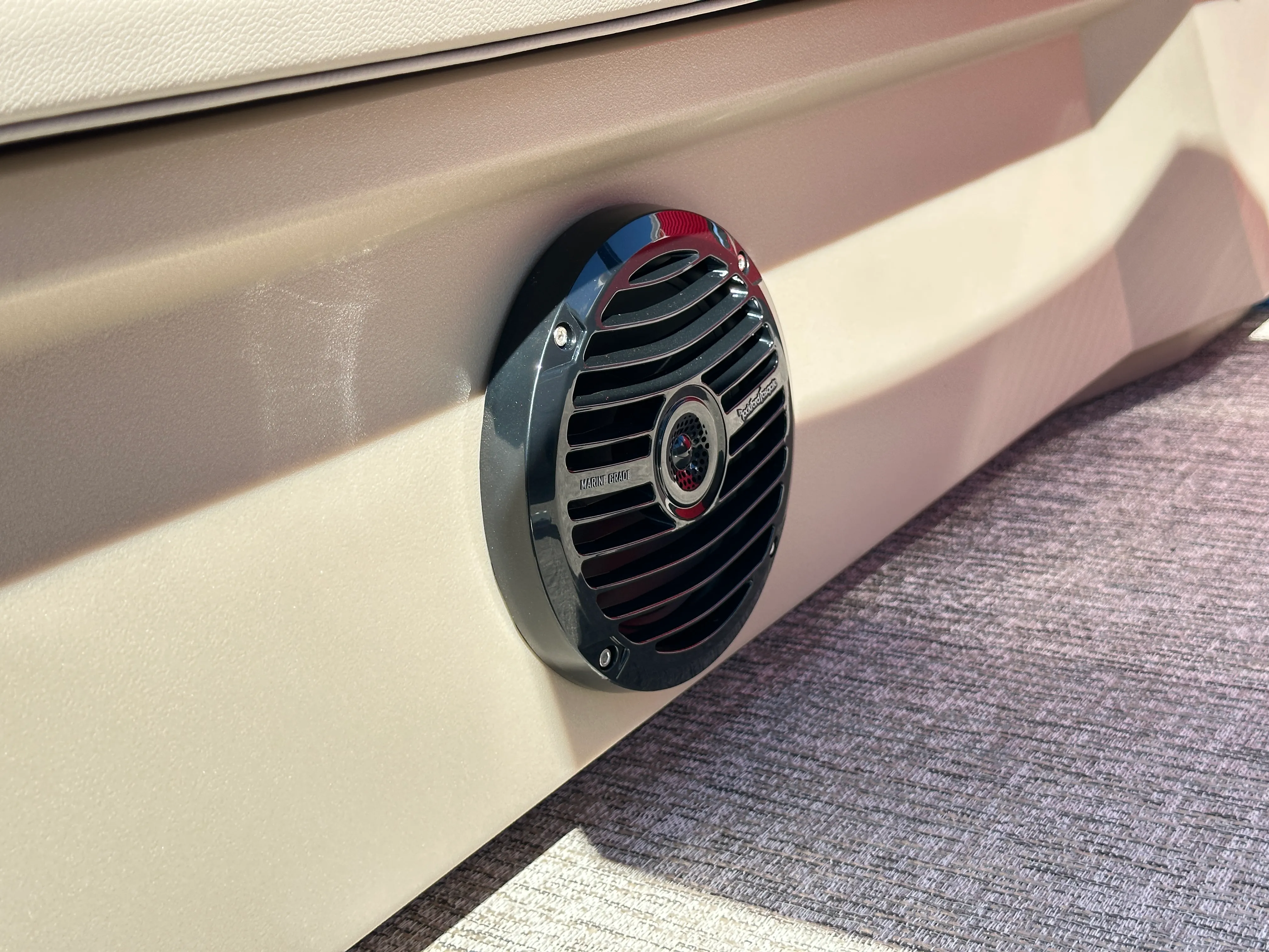 2026 Bennington 22SSR Image Thumbnail #21