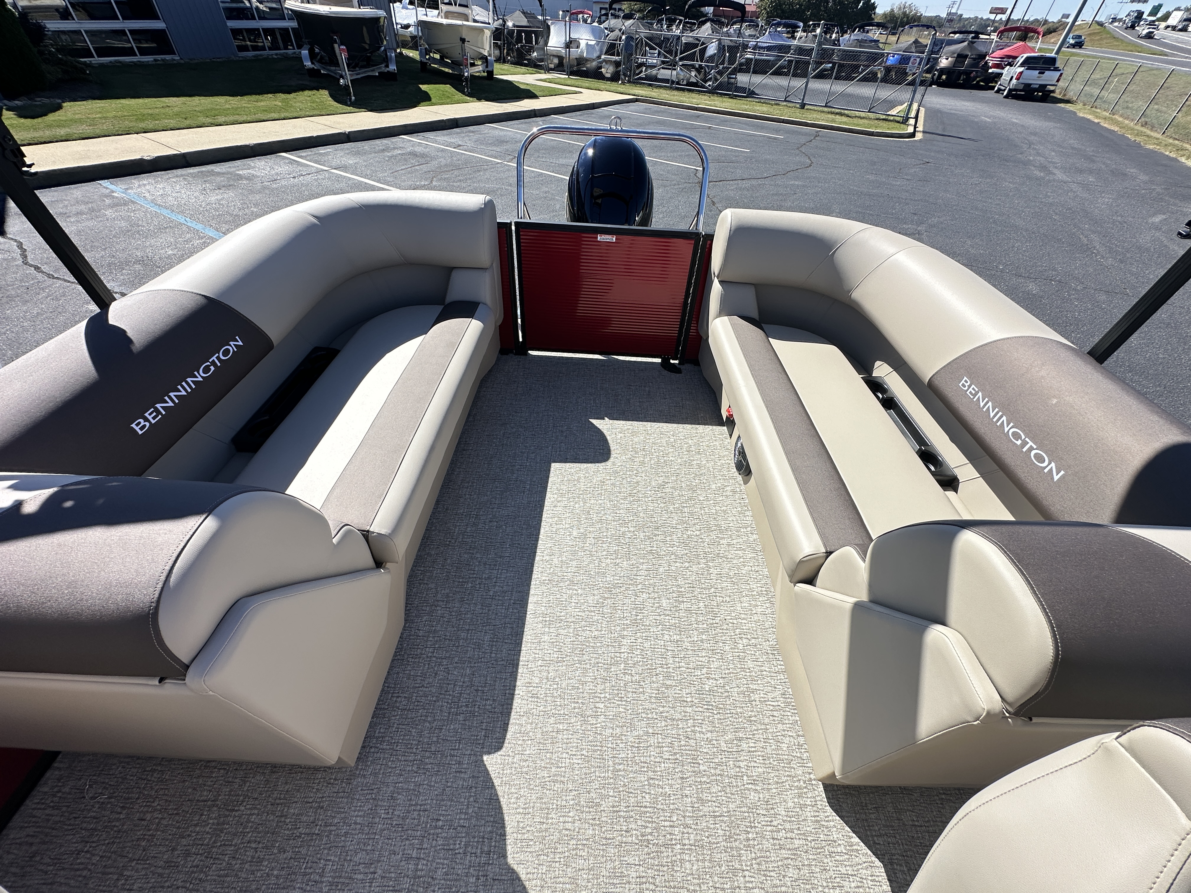 2026 Bennington 22SSR Image Thumbnail #14