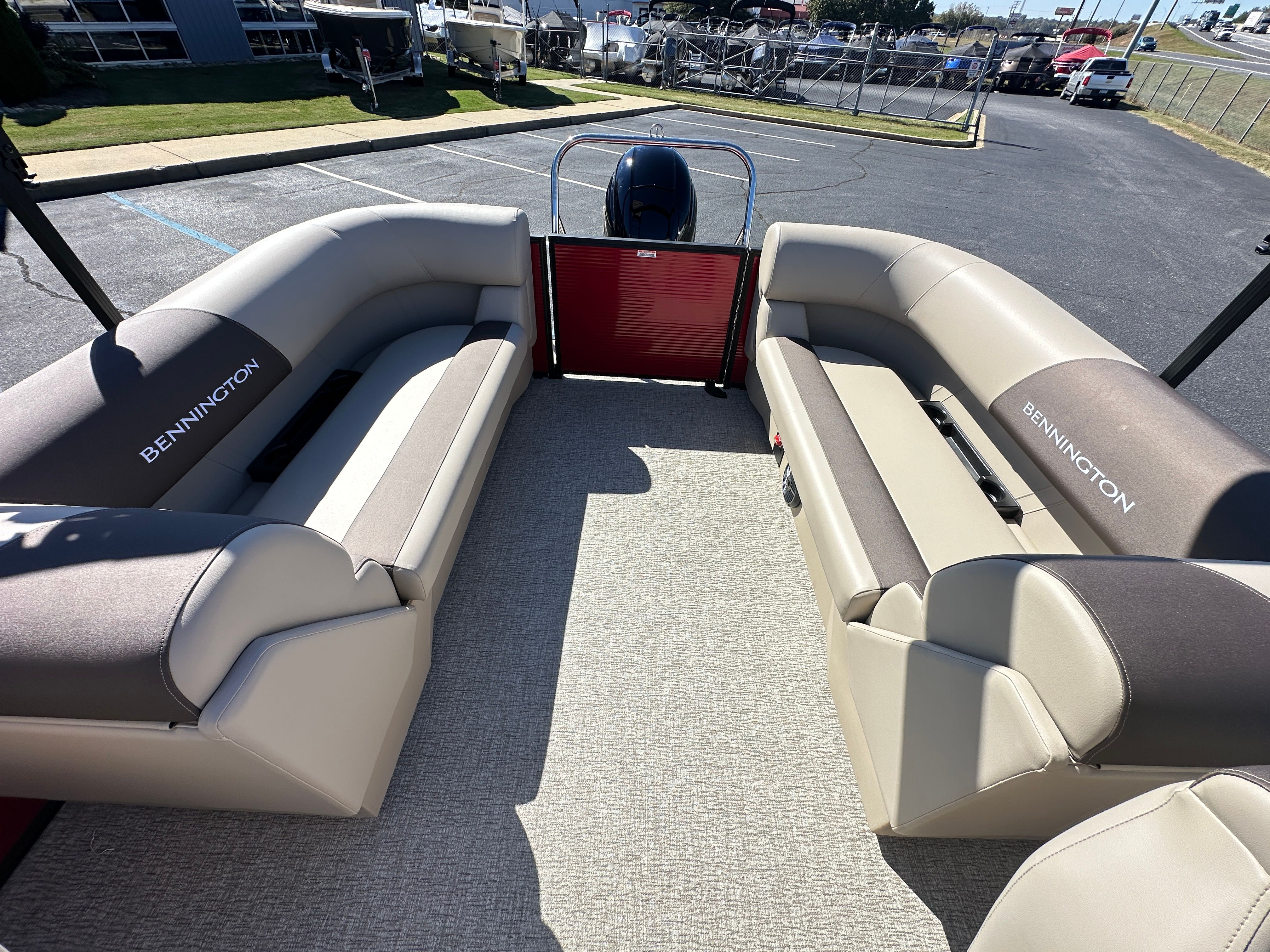 2026 Bennington 22SSR Image Thumbnail #14